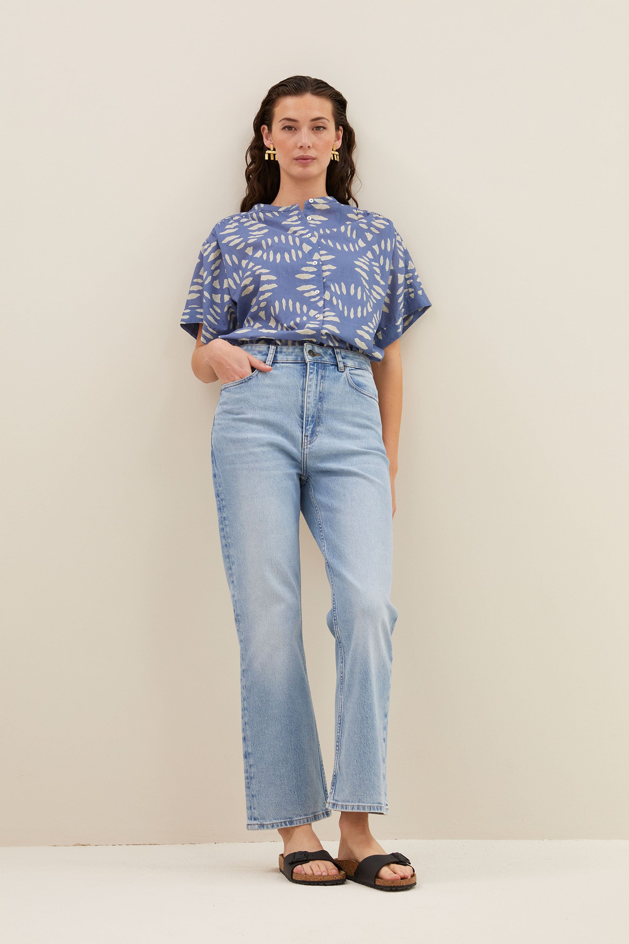 amber indigo blouse | blue indigo print