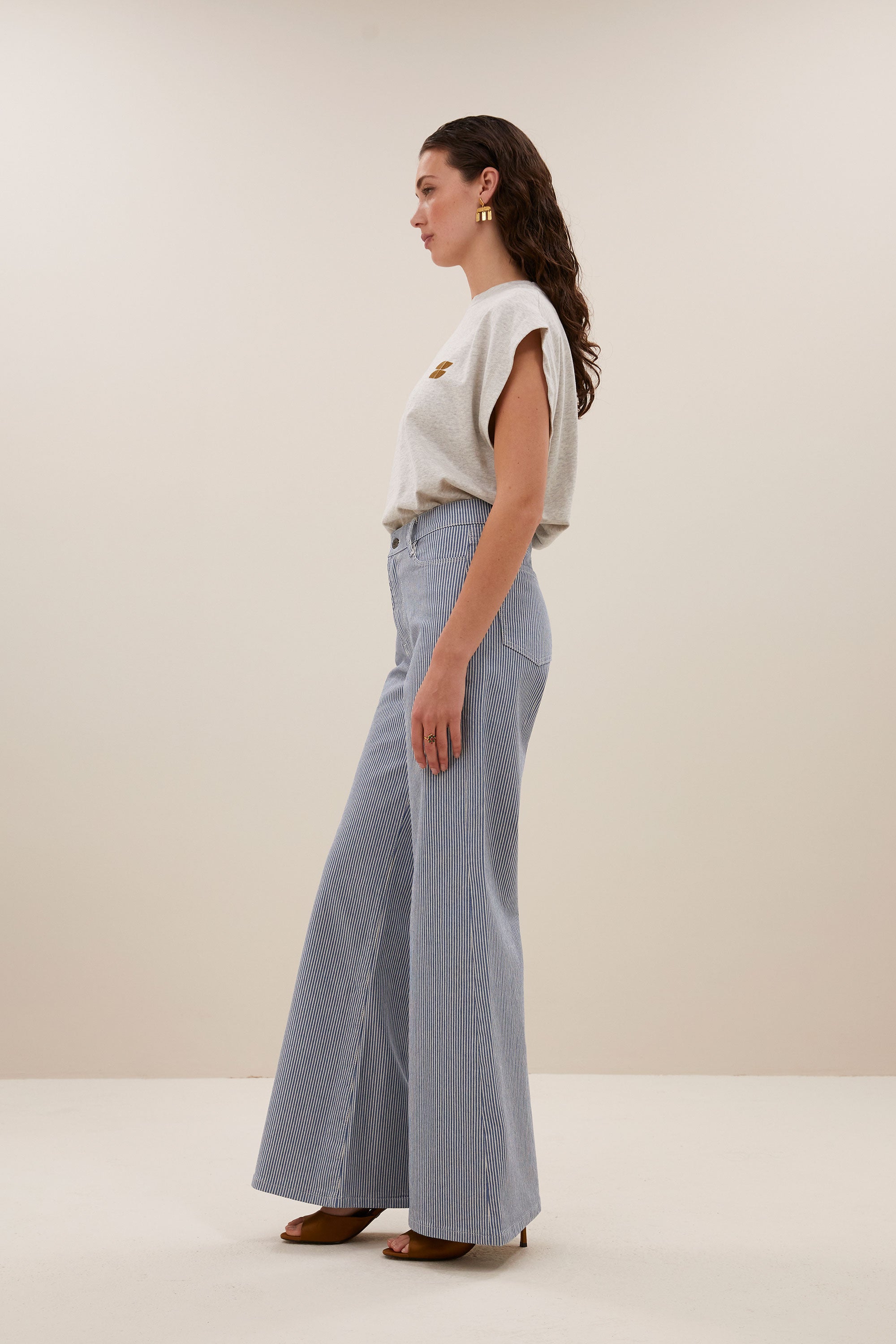 femme stripe pants | blue milky stripe