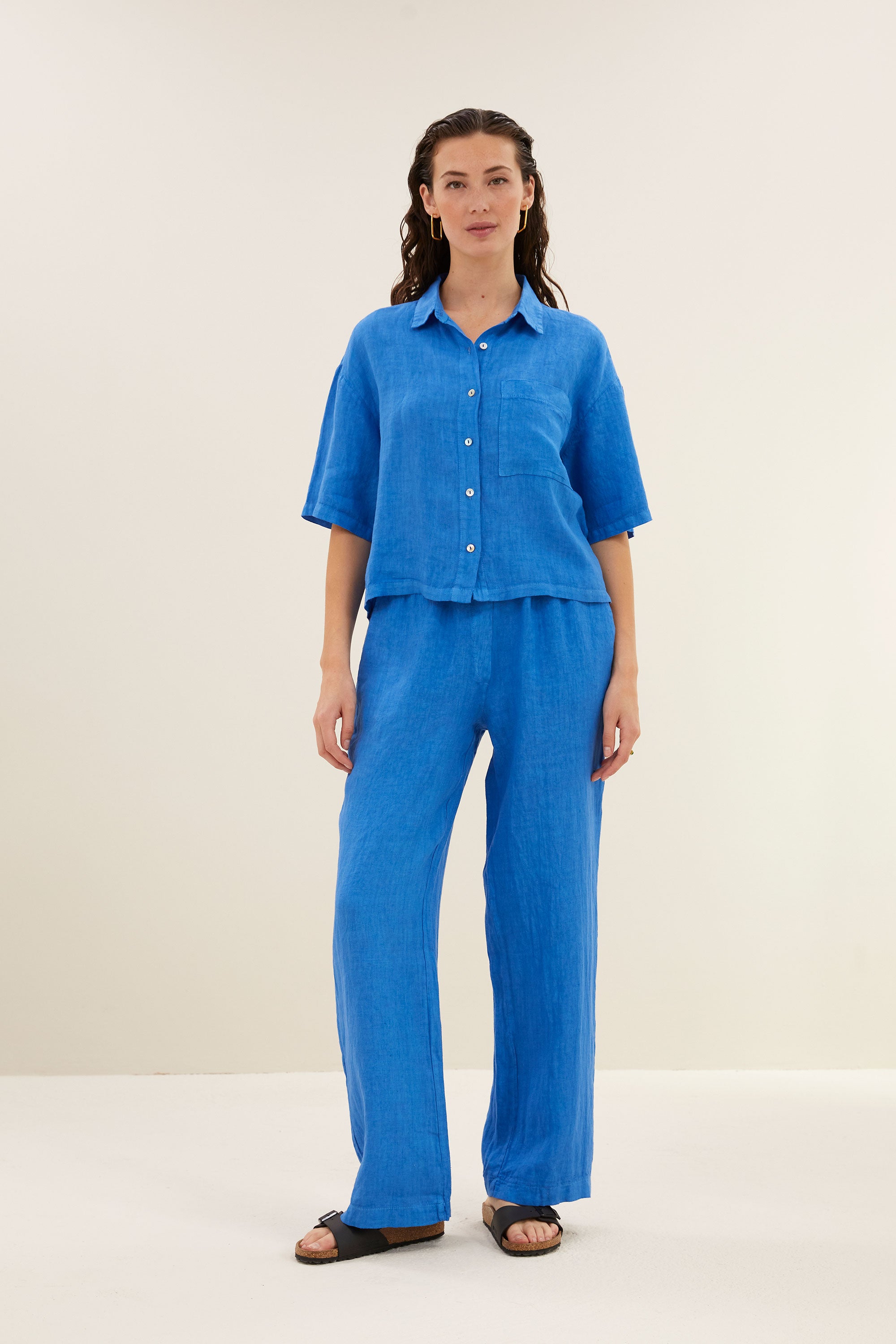 robyn linen pants queens blue inspiration image