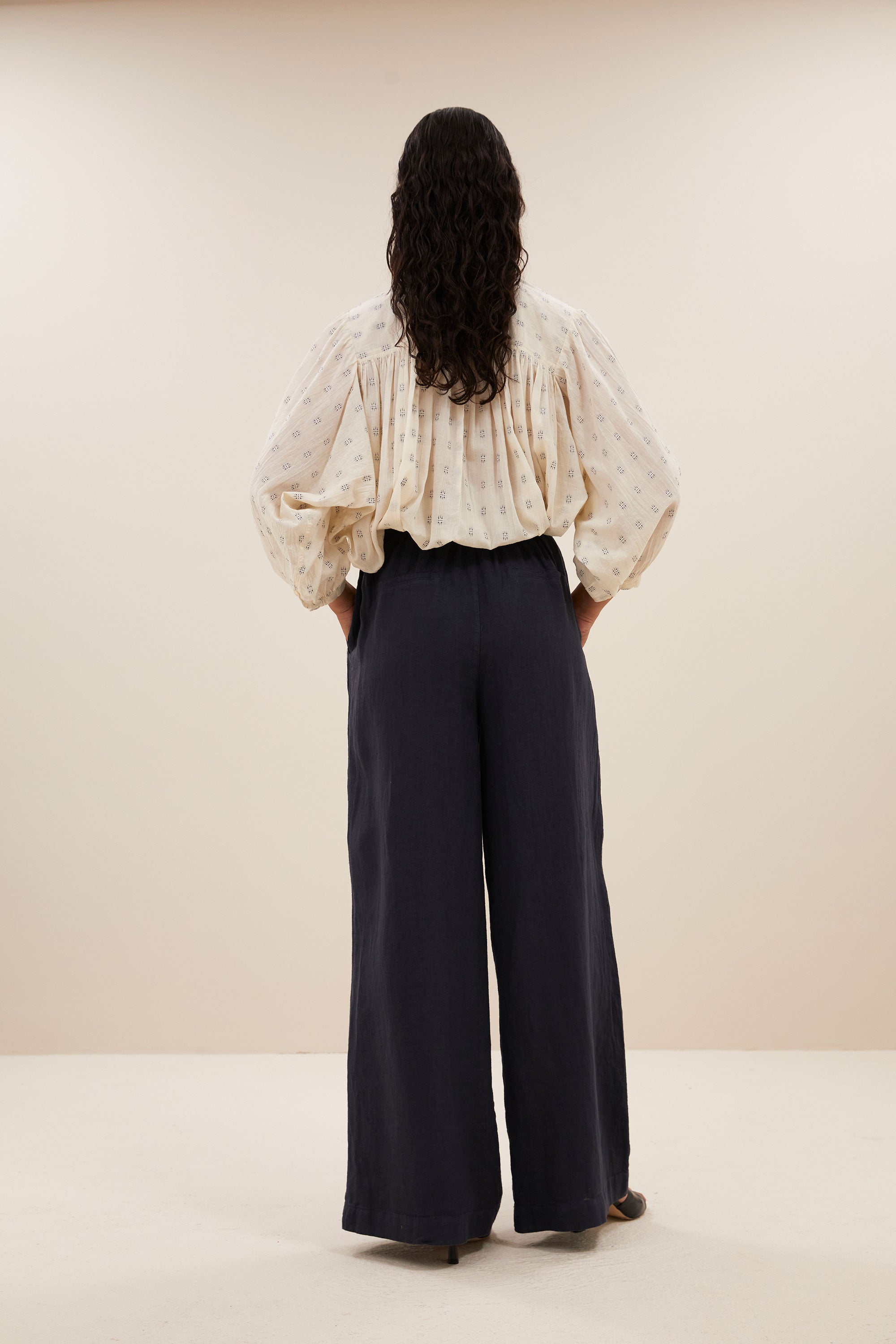 eli linen pants | midnight