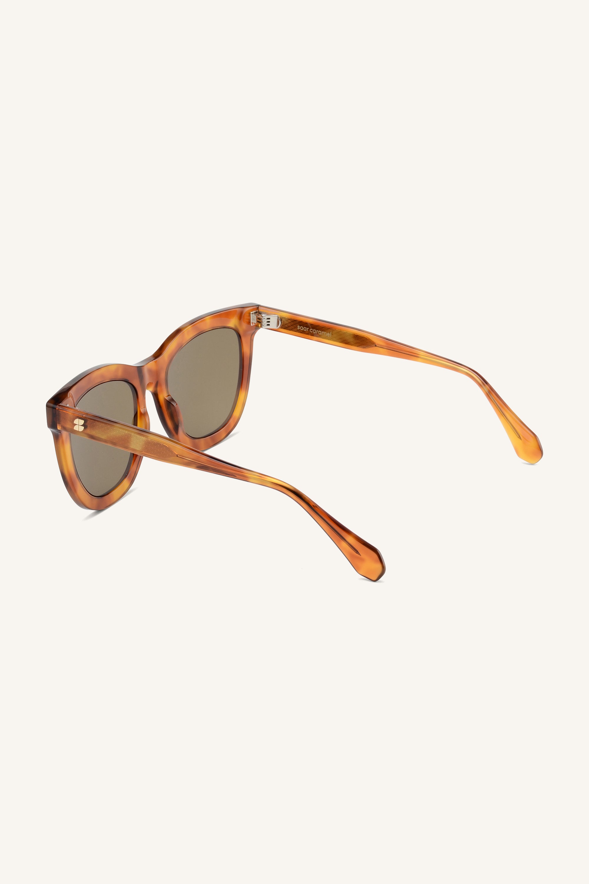 saar sunglasses | caramel