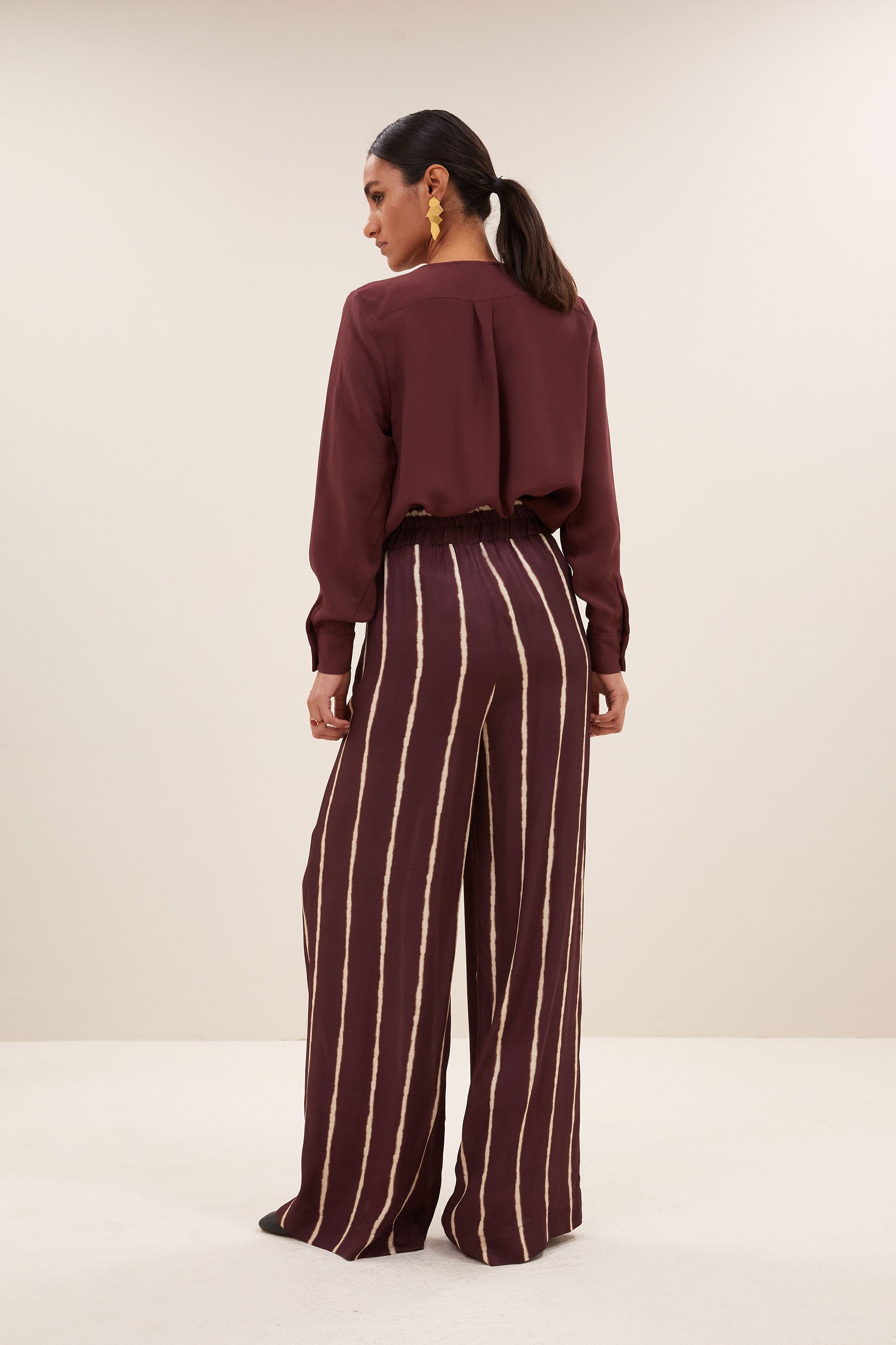 noi satin stripe blouse | pecan