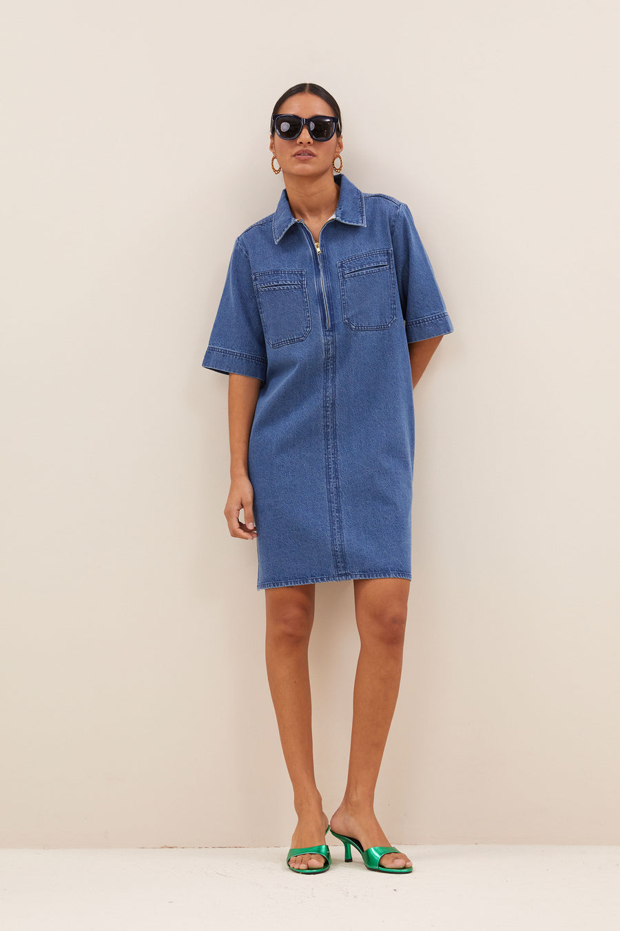 dress-philipe-denim-dress-medium-denim-1-by-bar-Sfeerbeeld