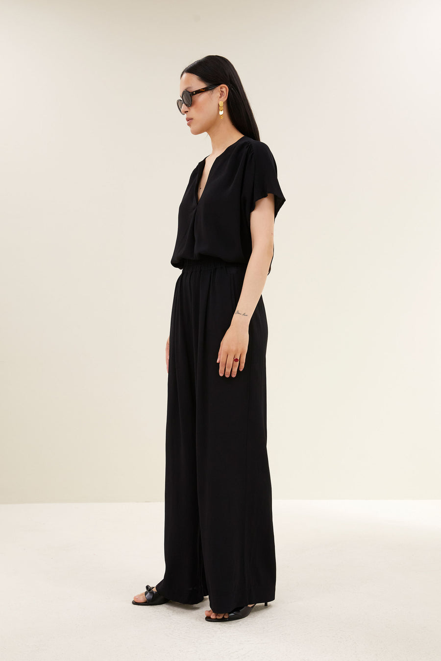blouse-moon-viscose-blouse-jet-black-by-bar-vooraanzicht