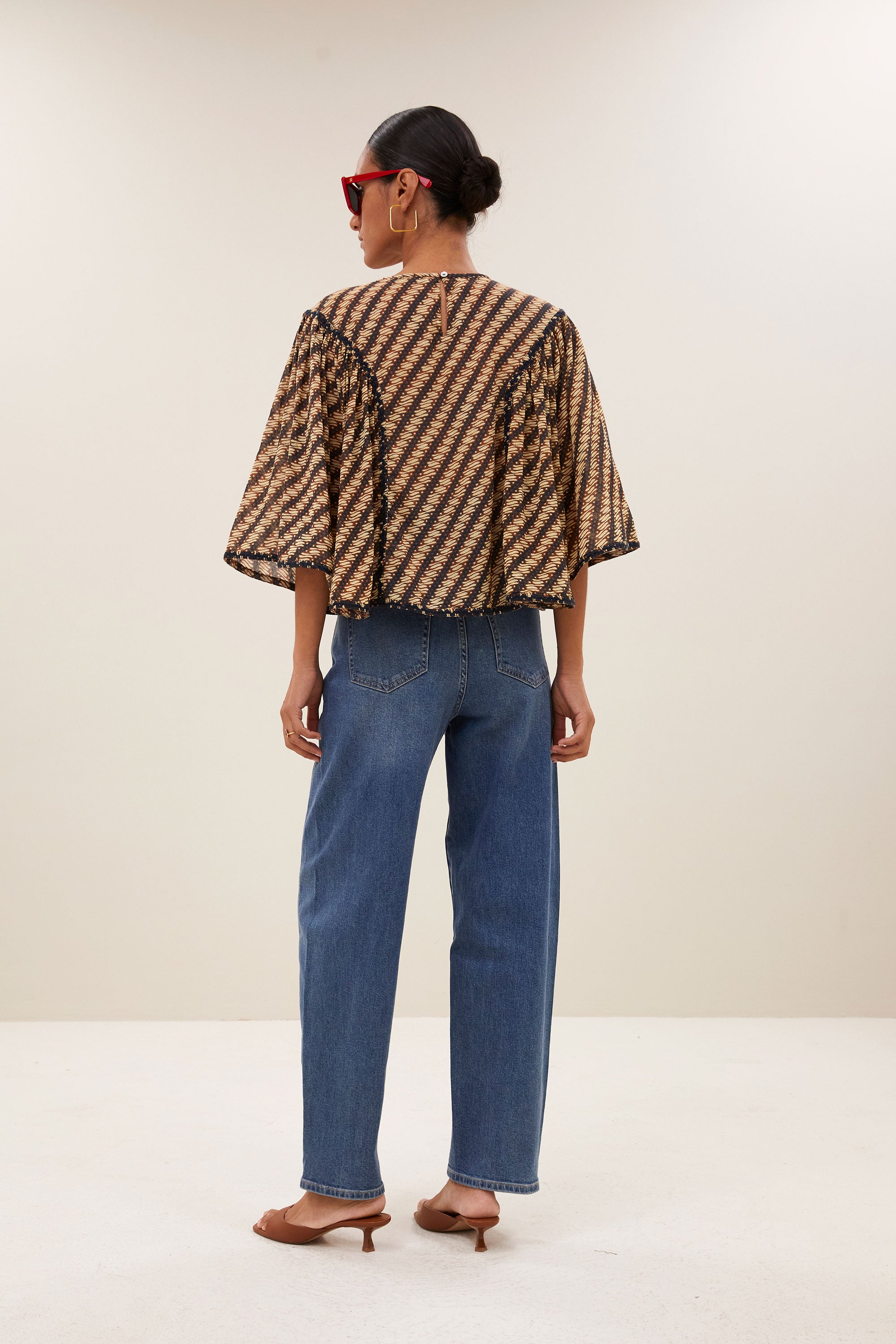 davin manilla blouse | manilla print