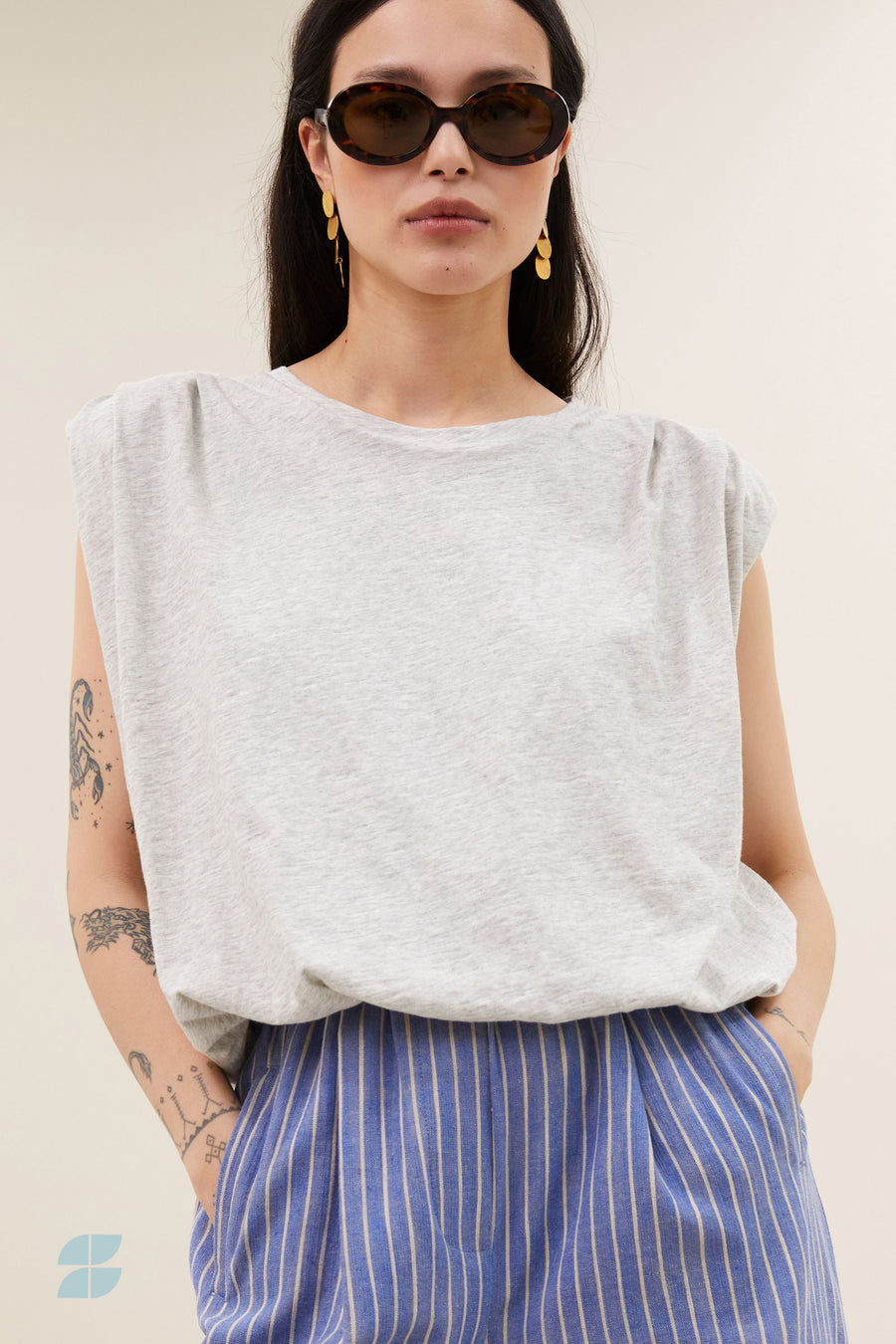 top-nilou-jersey-top-grey-melee-by-bar-Sfeerbeeld