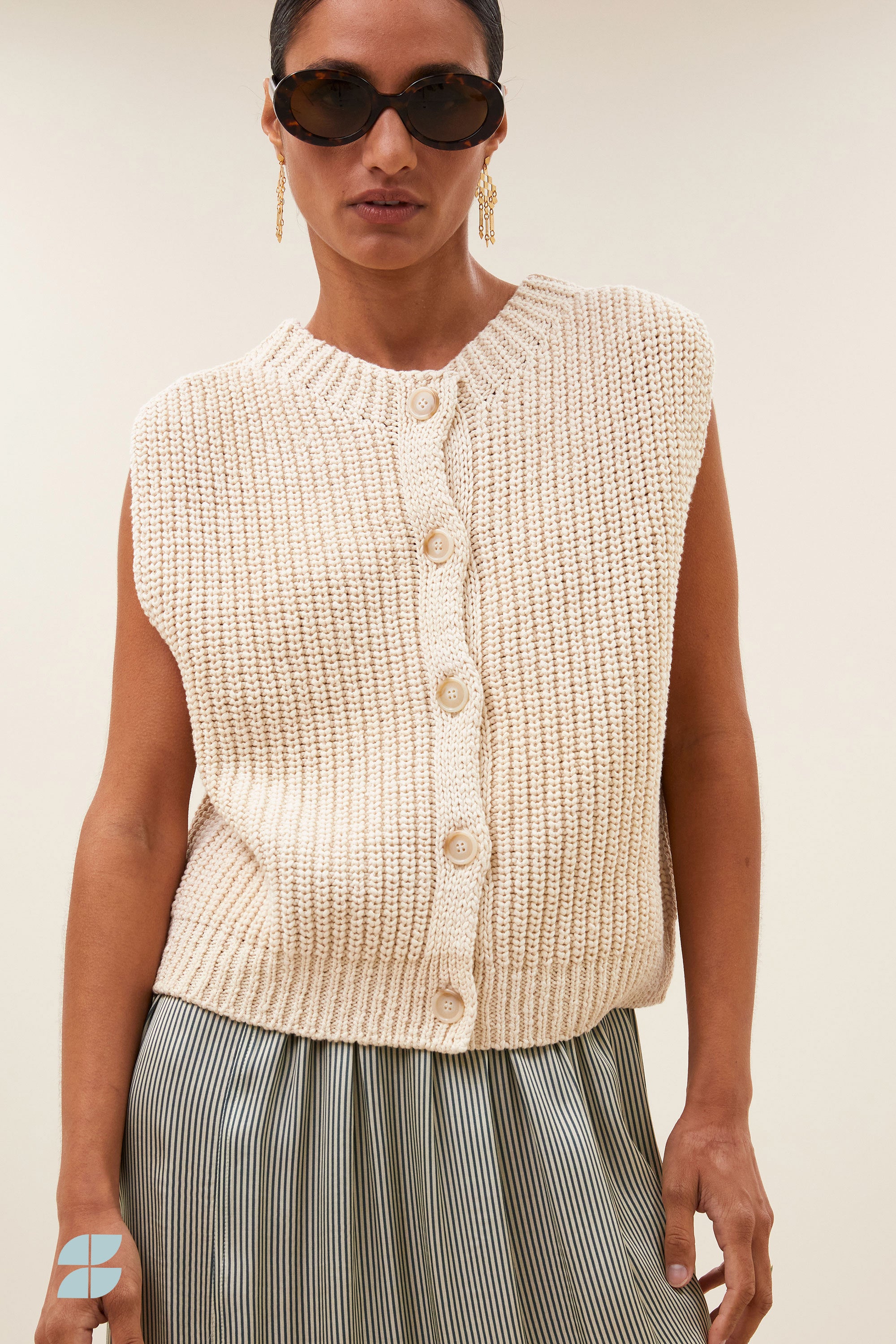 nori fifa spencer | almond