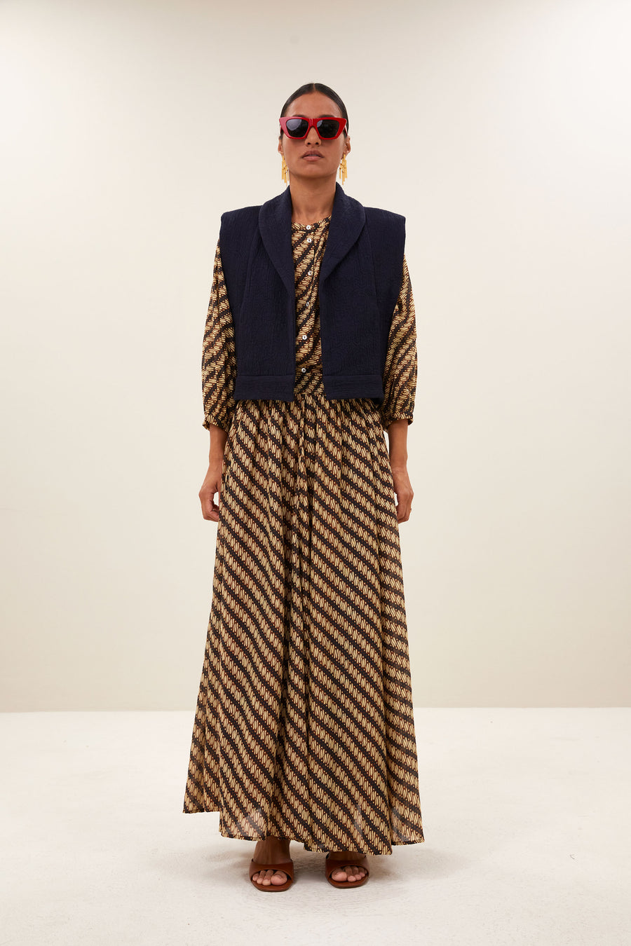 ruby-manilla-skirt-manilla-print-casual fit-losvallende pasvorm-draagbaar als set-by-bar-vooraanzicht