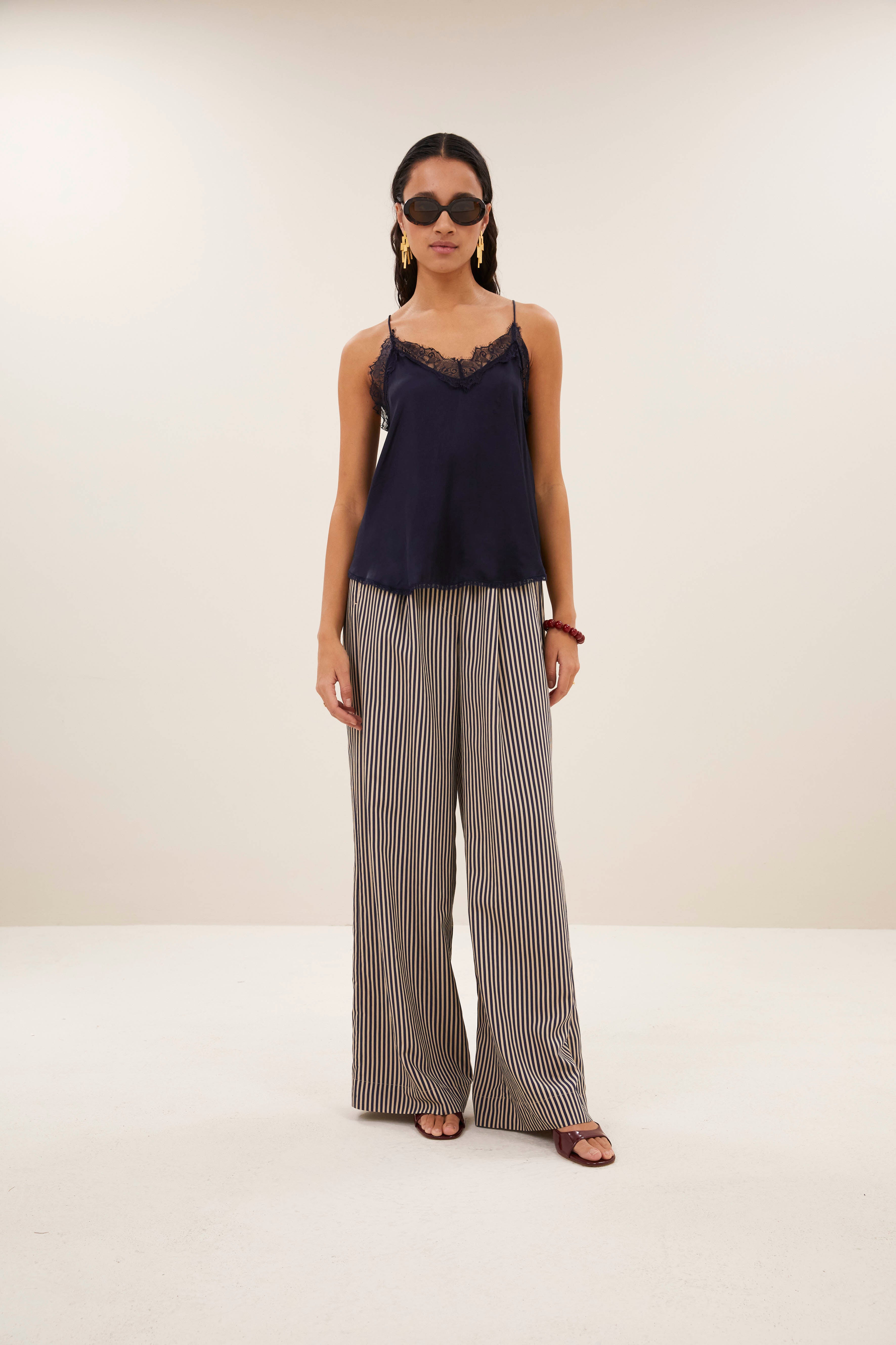 top-pia satin top captain blue-by-bar-achteraanzicht