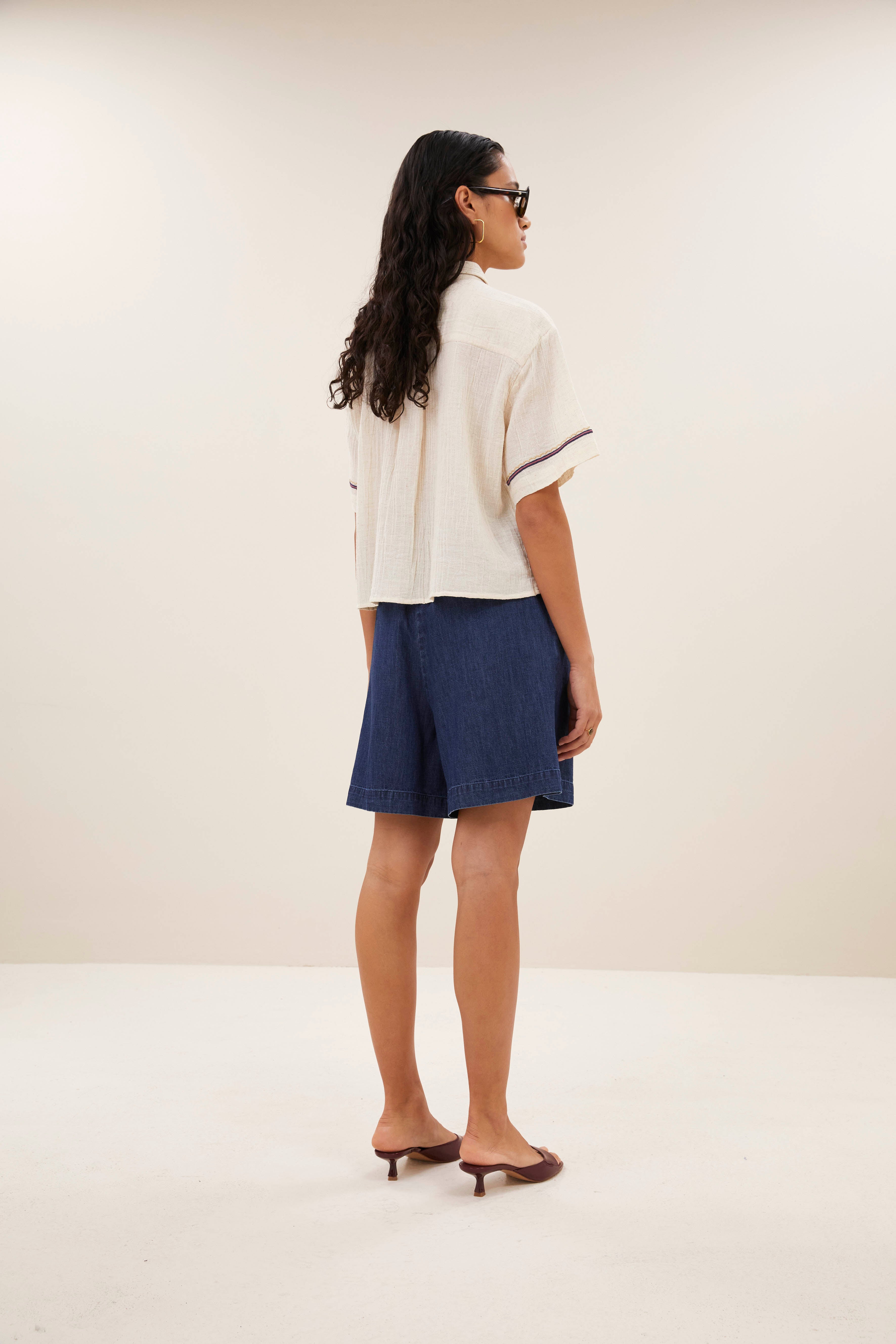 blouse-jela embroidery blouse sand-by-bar-aanvullende foto