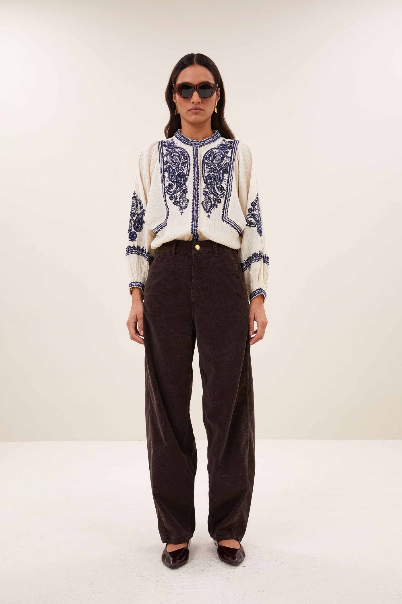 senne embroidery blouse | sand