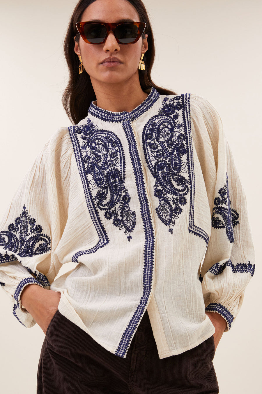 senne embroidery blouse | sand