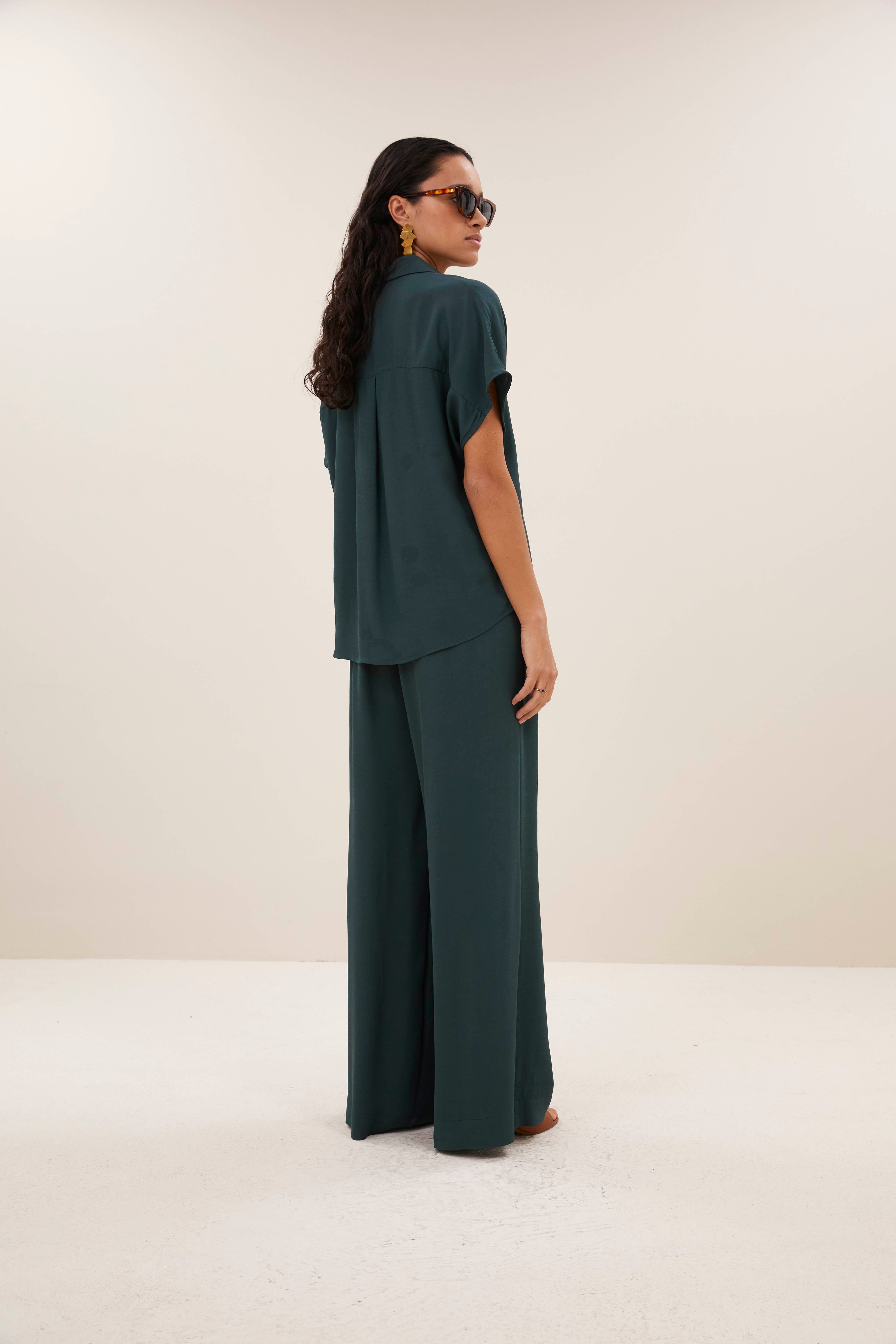 blouse-barley viscose blouse dried basil-by-bar-aanvullende foto