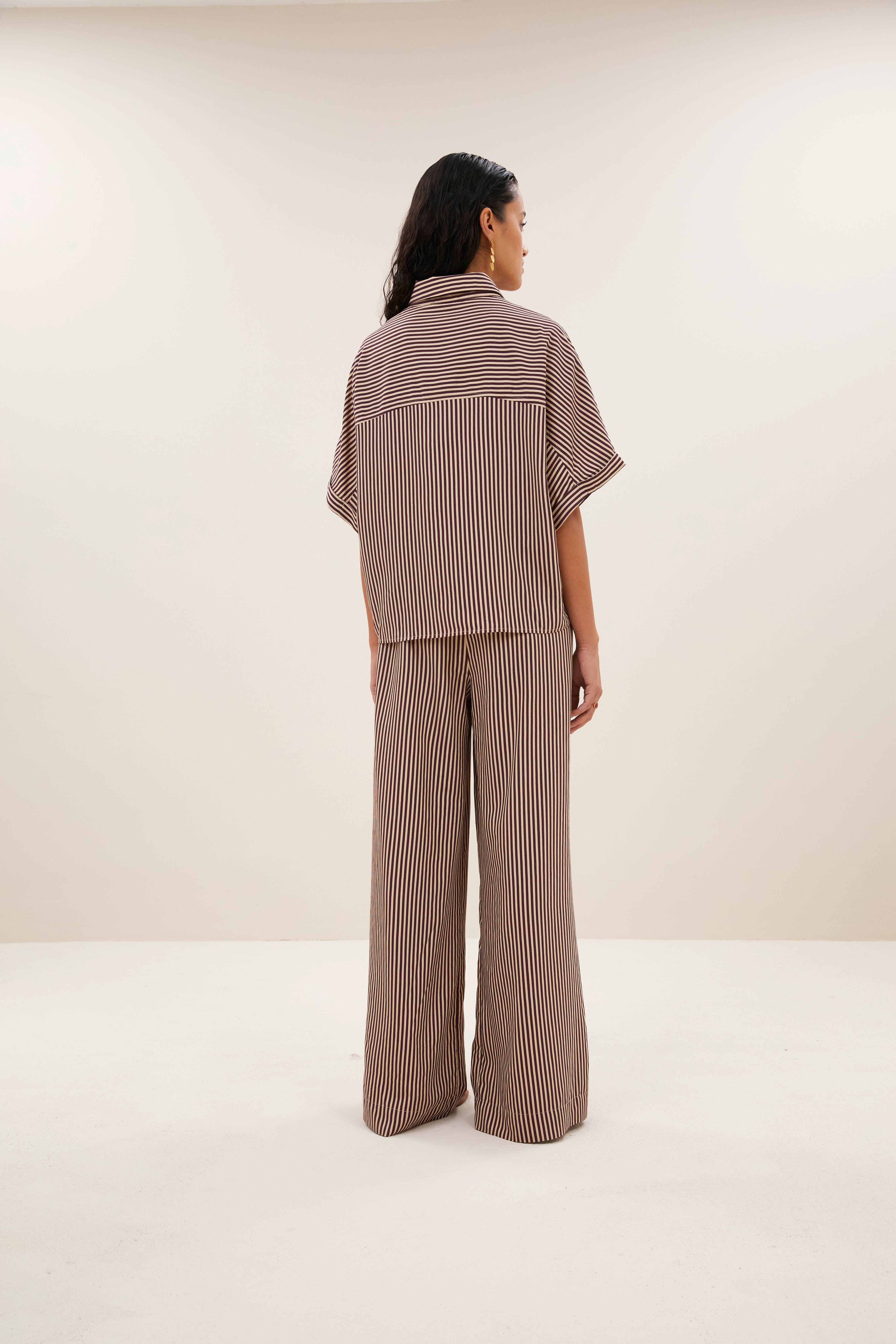 blouse-sunny stripe blouse burgundy stripe-by-bar-zijaanzicht