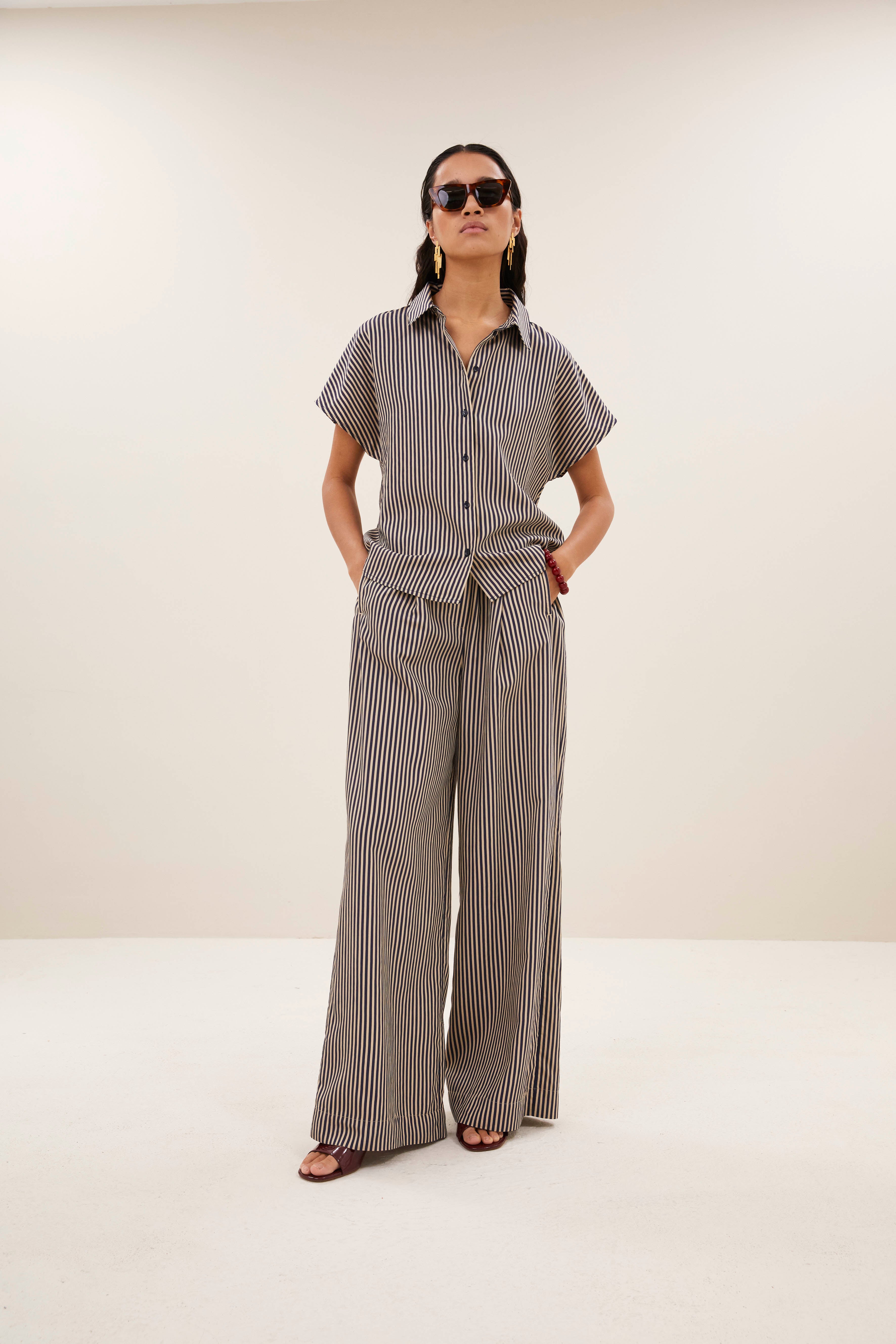 blouse-barley stripe blouse midnight stripe-by-bar-sfeerbeeld