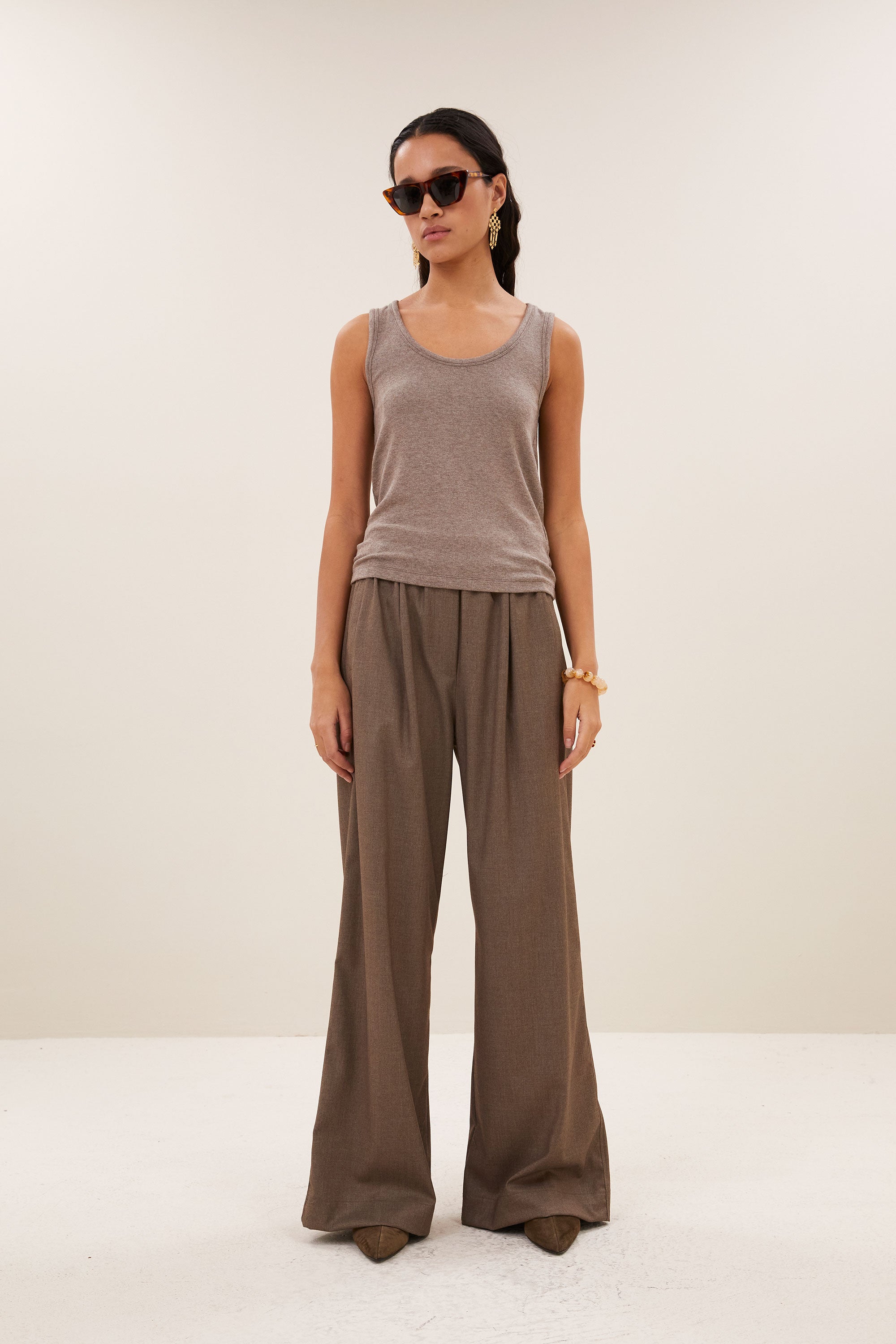 joky rib singlet | biscuit