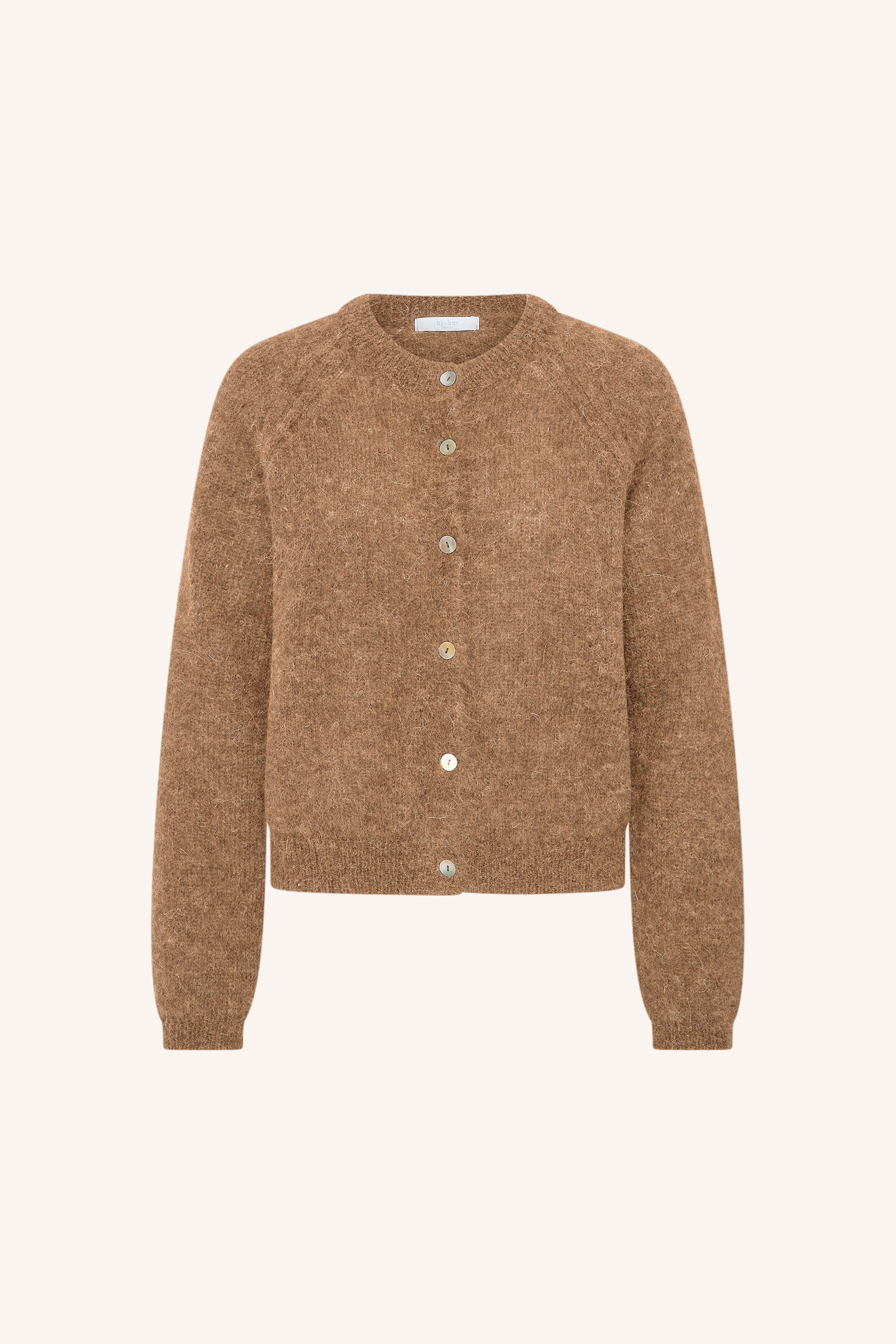 falon-cardigan-camel-alpacamix kwaliteit-knoopsluiting-ronde halslijn-by-bar-productfoto