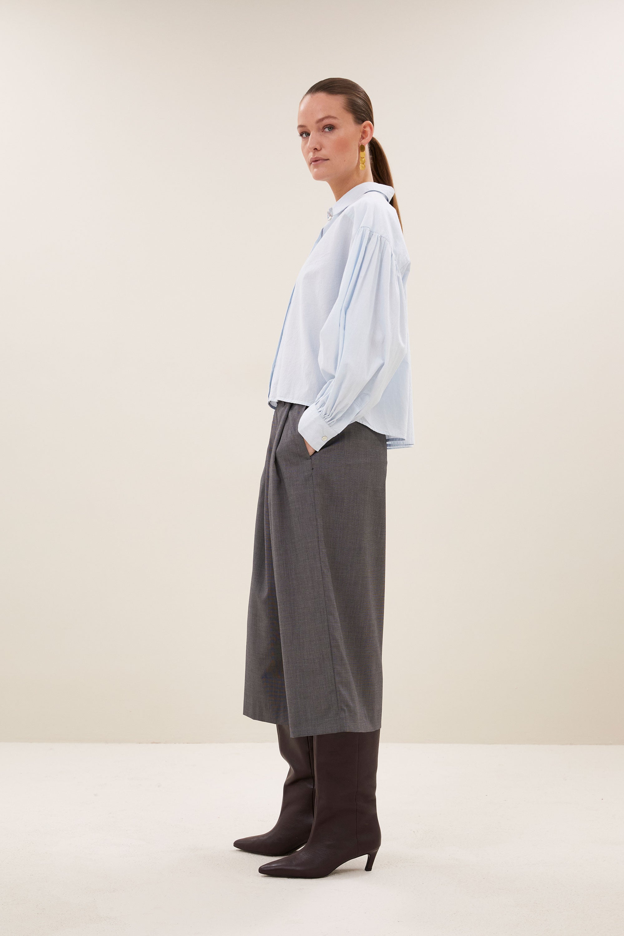 mowi bermuda shorts | dark grey