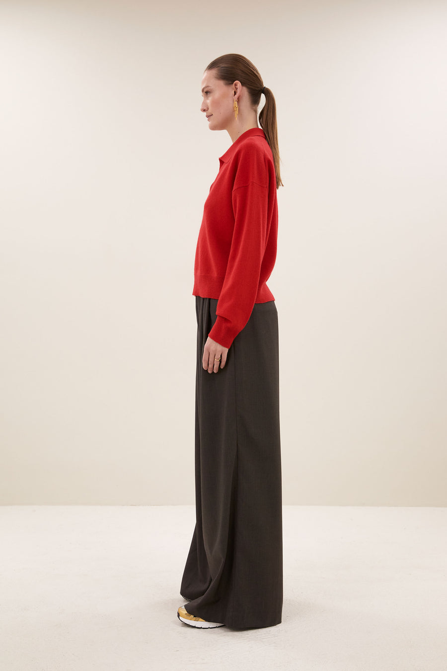 flex pullover | lipstick