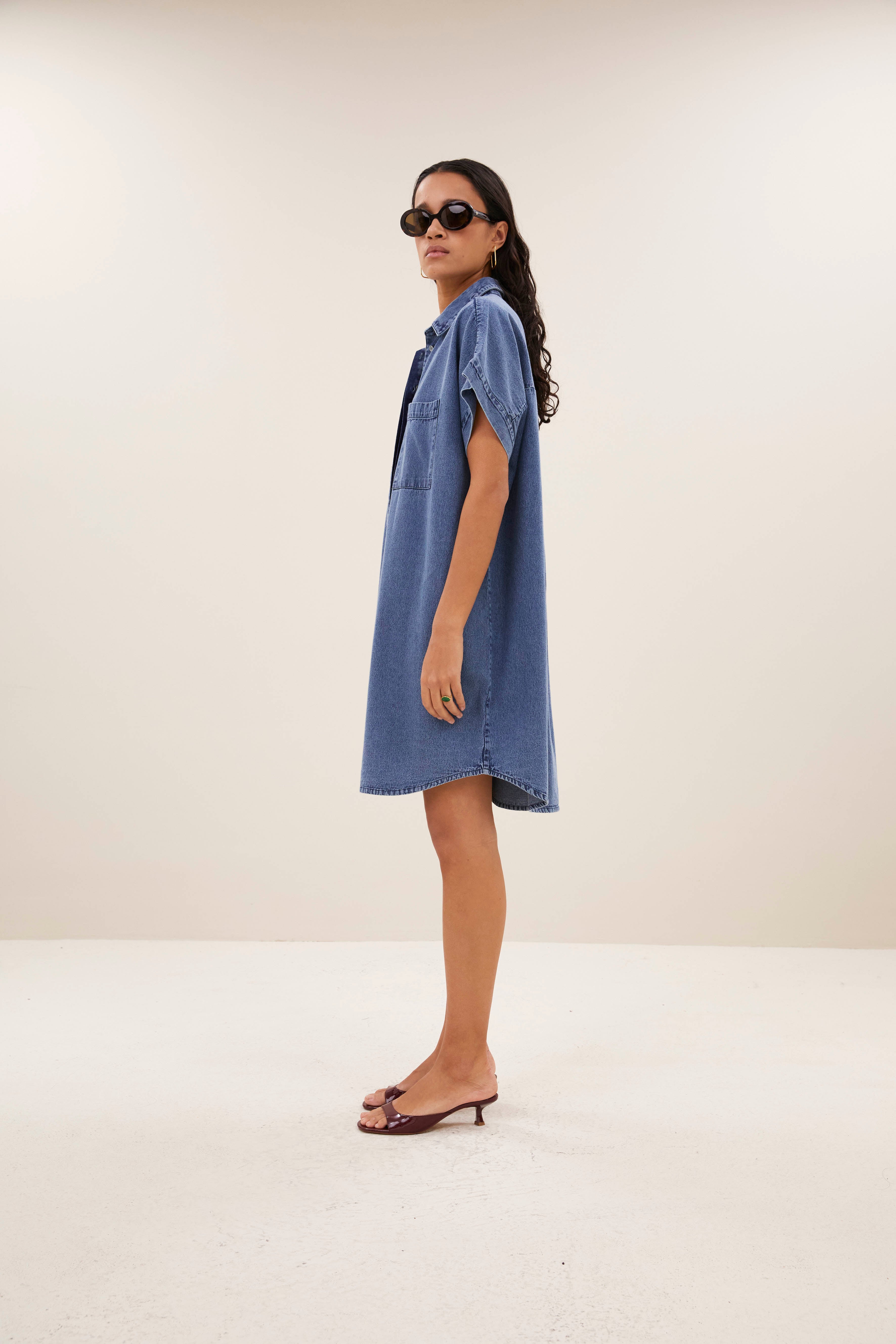 dress-hella denim dress medium denim-by-bar-sfeerbeeld