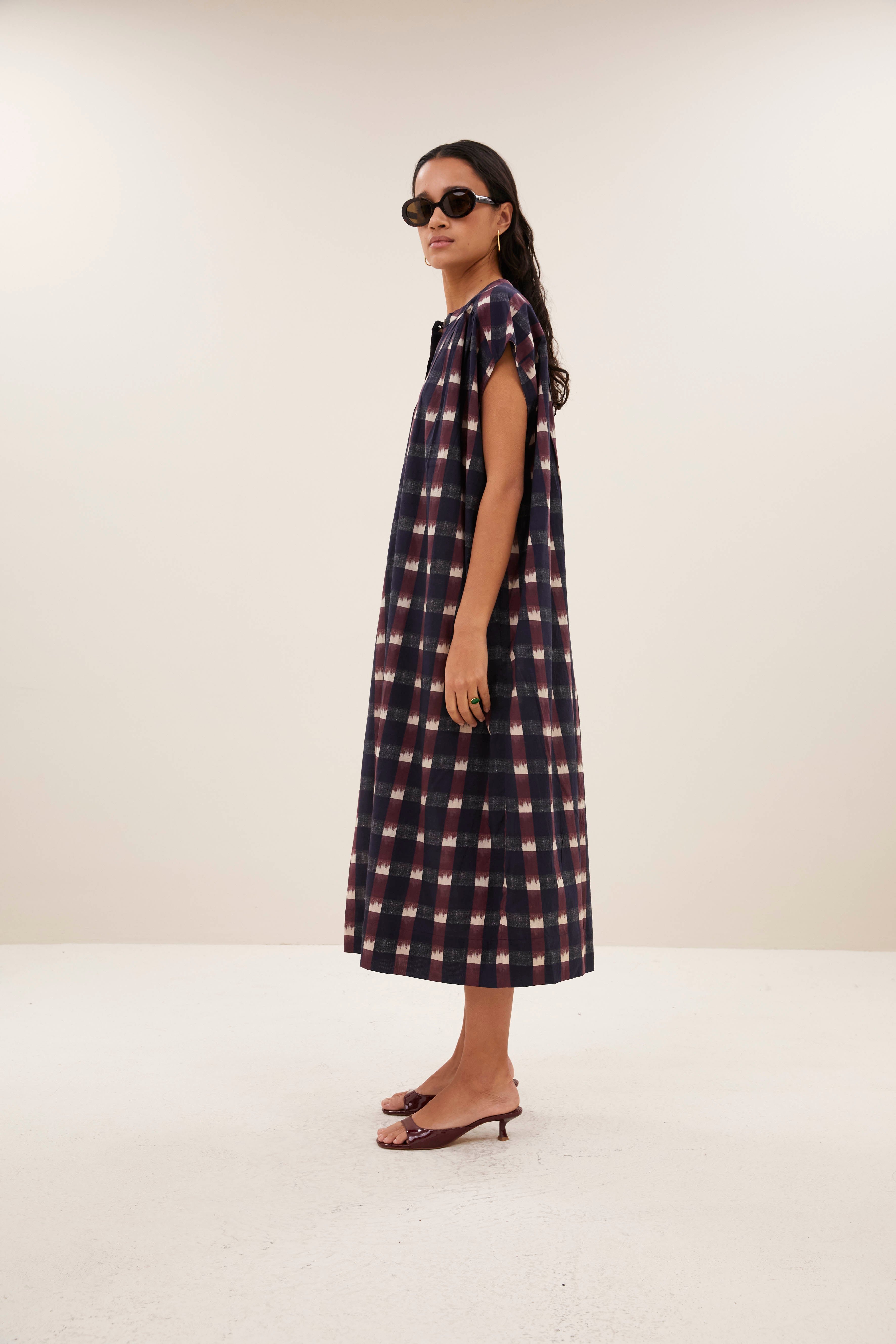 dress-nana ikat dress wine ikat print-by-bar-vooraanzicht