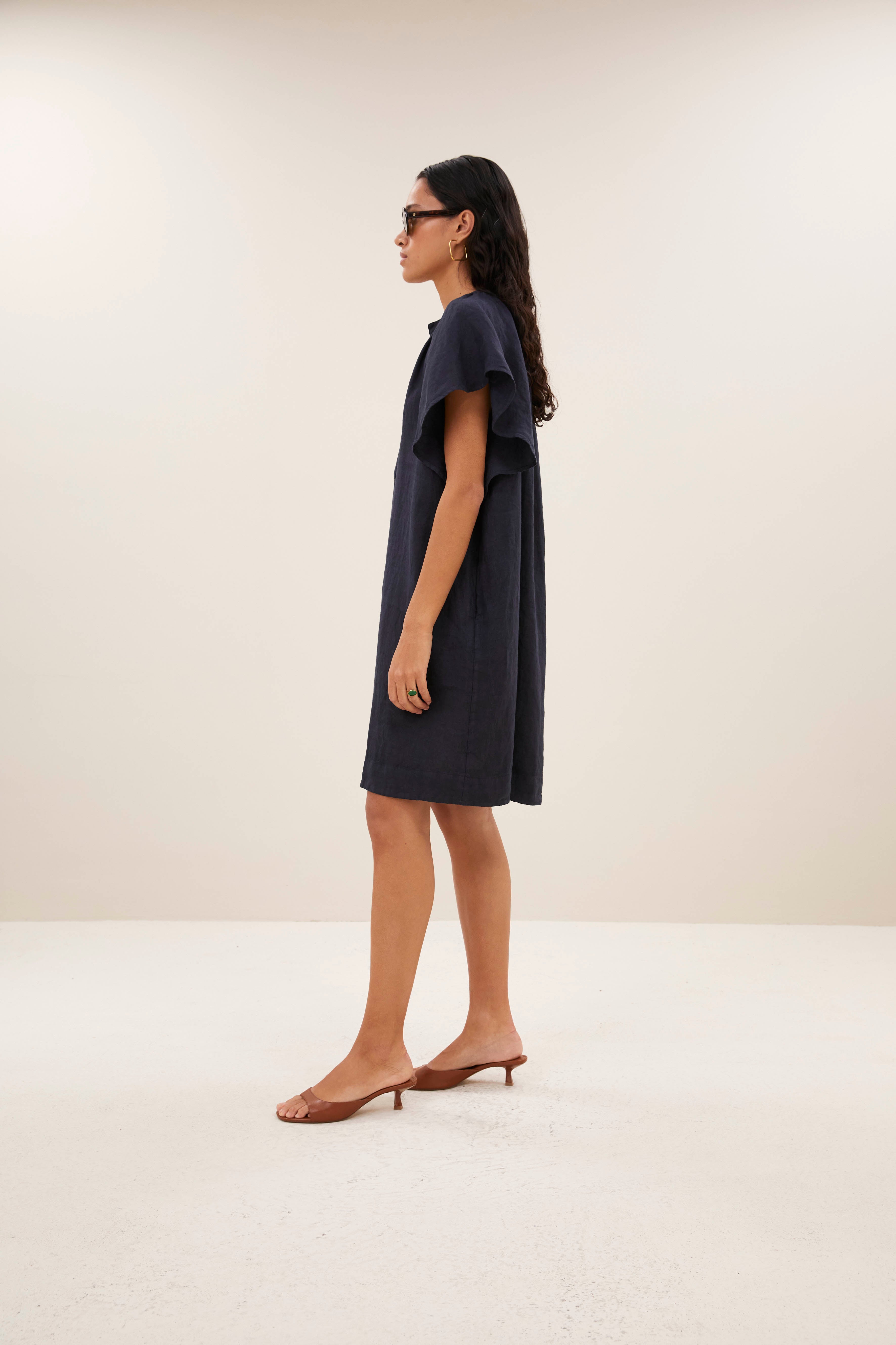 dress-vina linen dress midnight-by-bar-extra