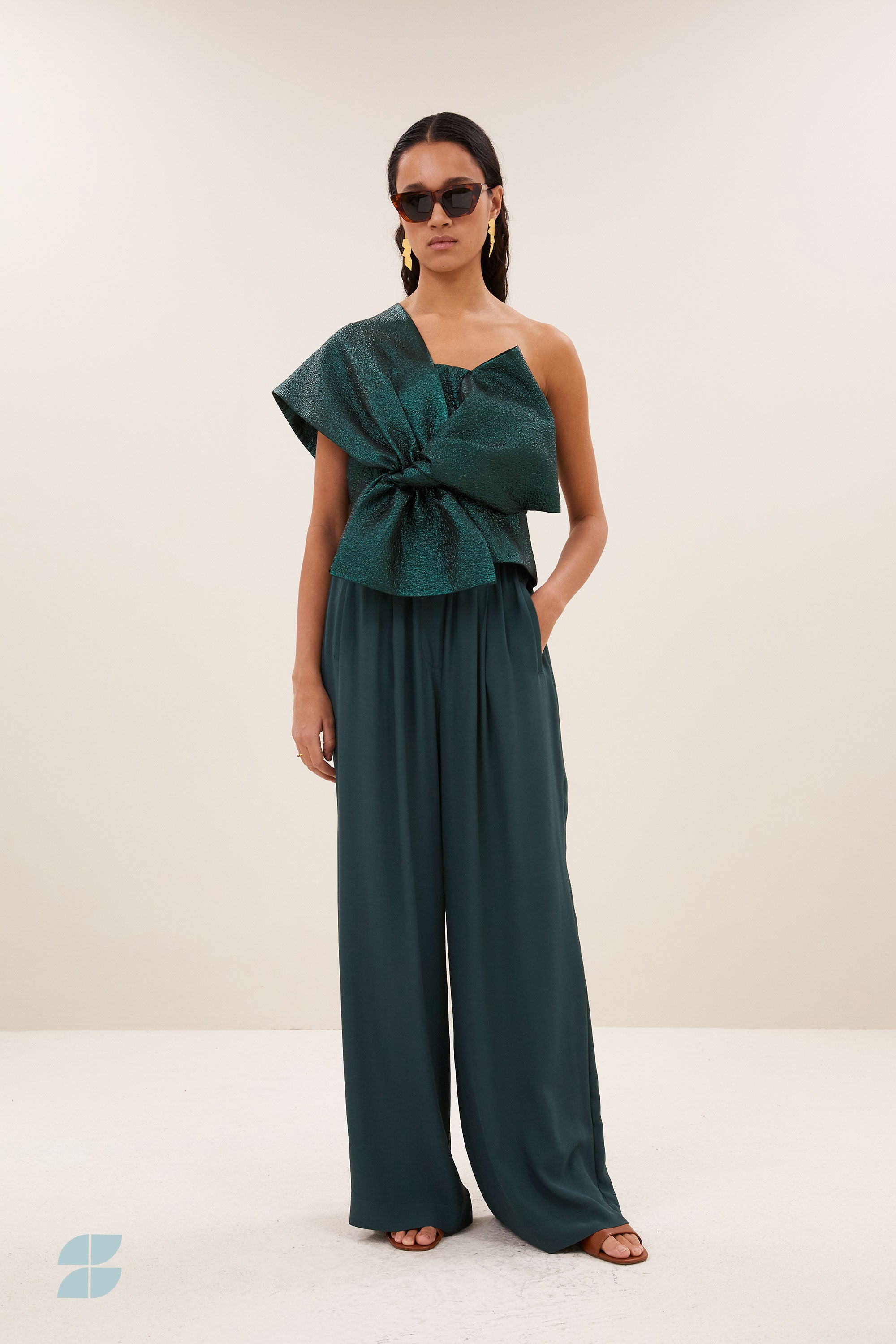 benji viscose pants | dried basil