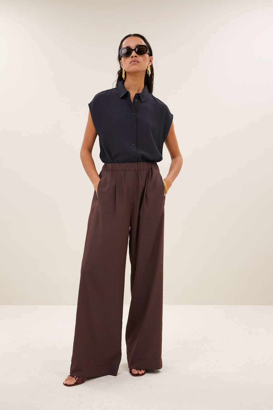 celin-tan-stripe-pants-tanning-stripe-verborgen steekzakken-hoge taille-gerecycled polyester-by-bar-sfeerbeeld