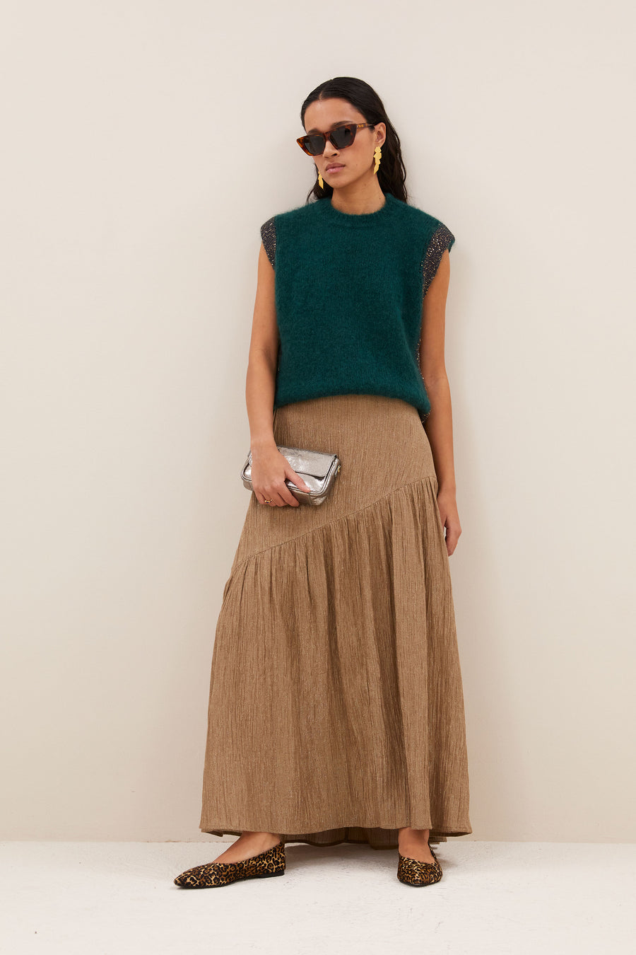 myra-lurex-skirt-gold-all-time classic-comfortabele pasvorm-subtiel geweven lurex draad-by-bar-aanvullende-foto