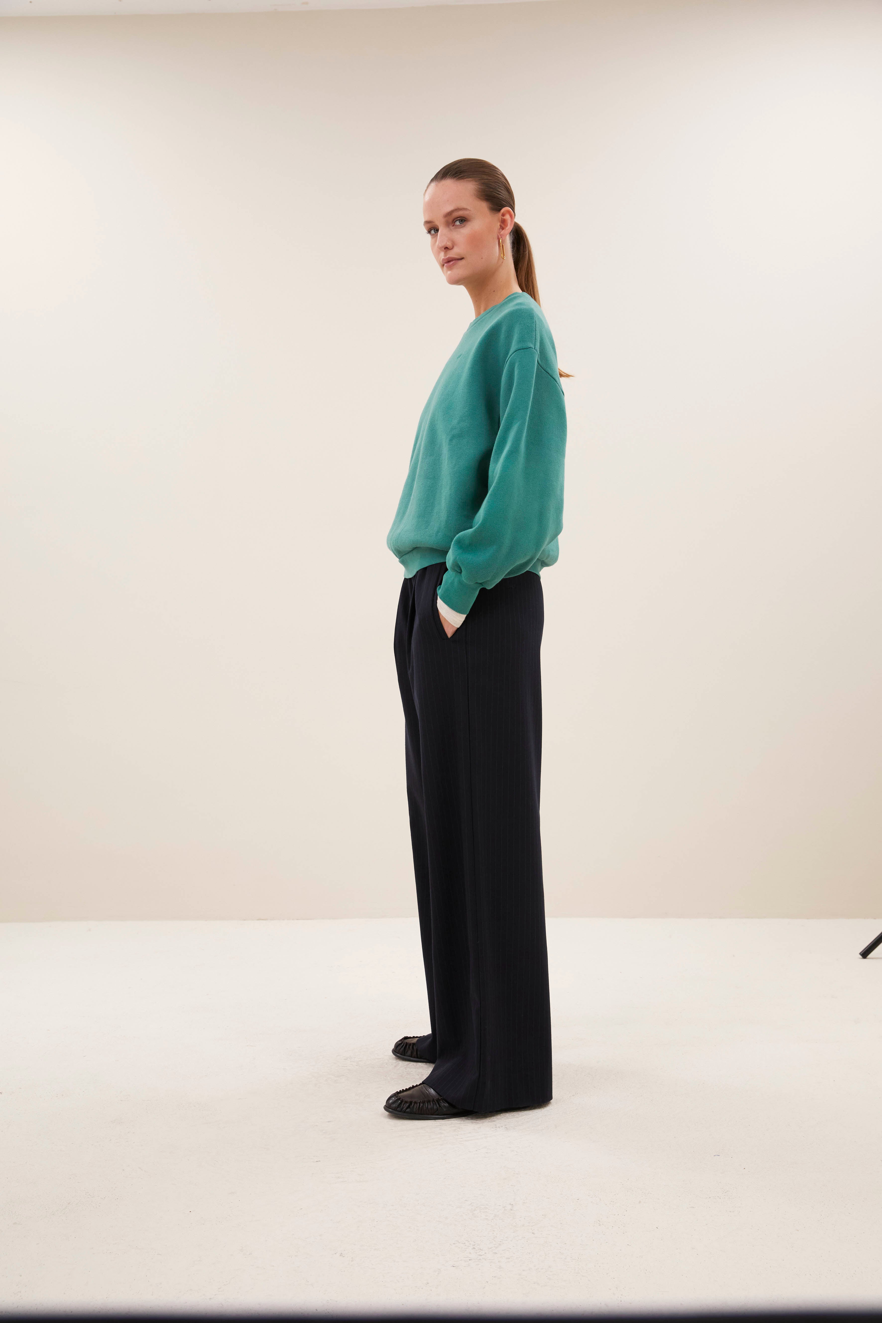 sweater-lili lucky sweater frosty green-by-bar-achteraanzicht
