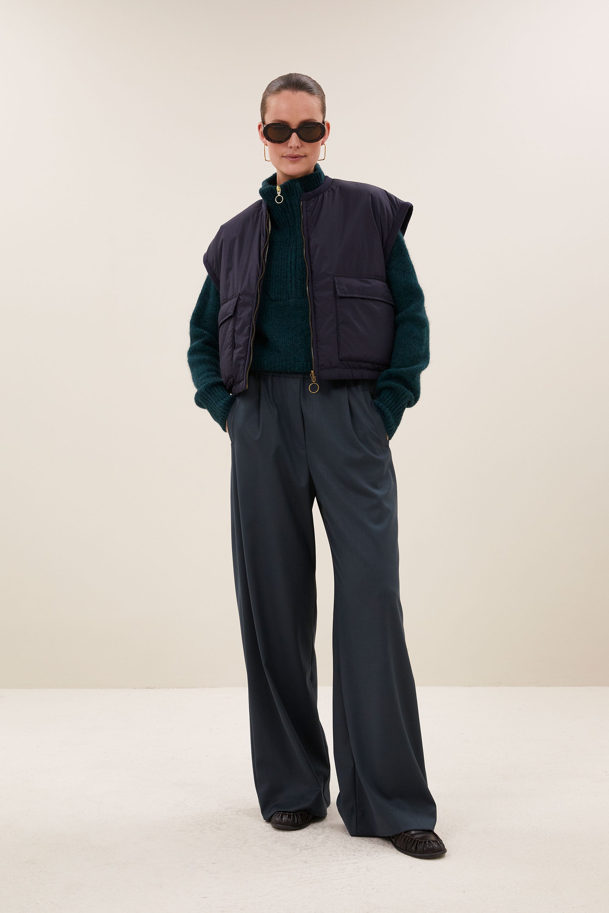 gio sleeveless jacket | midnight