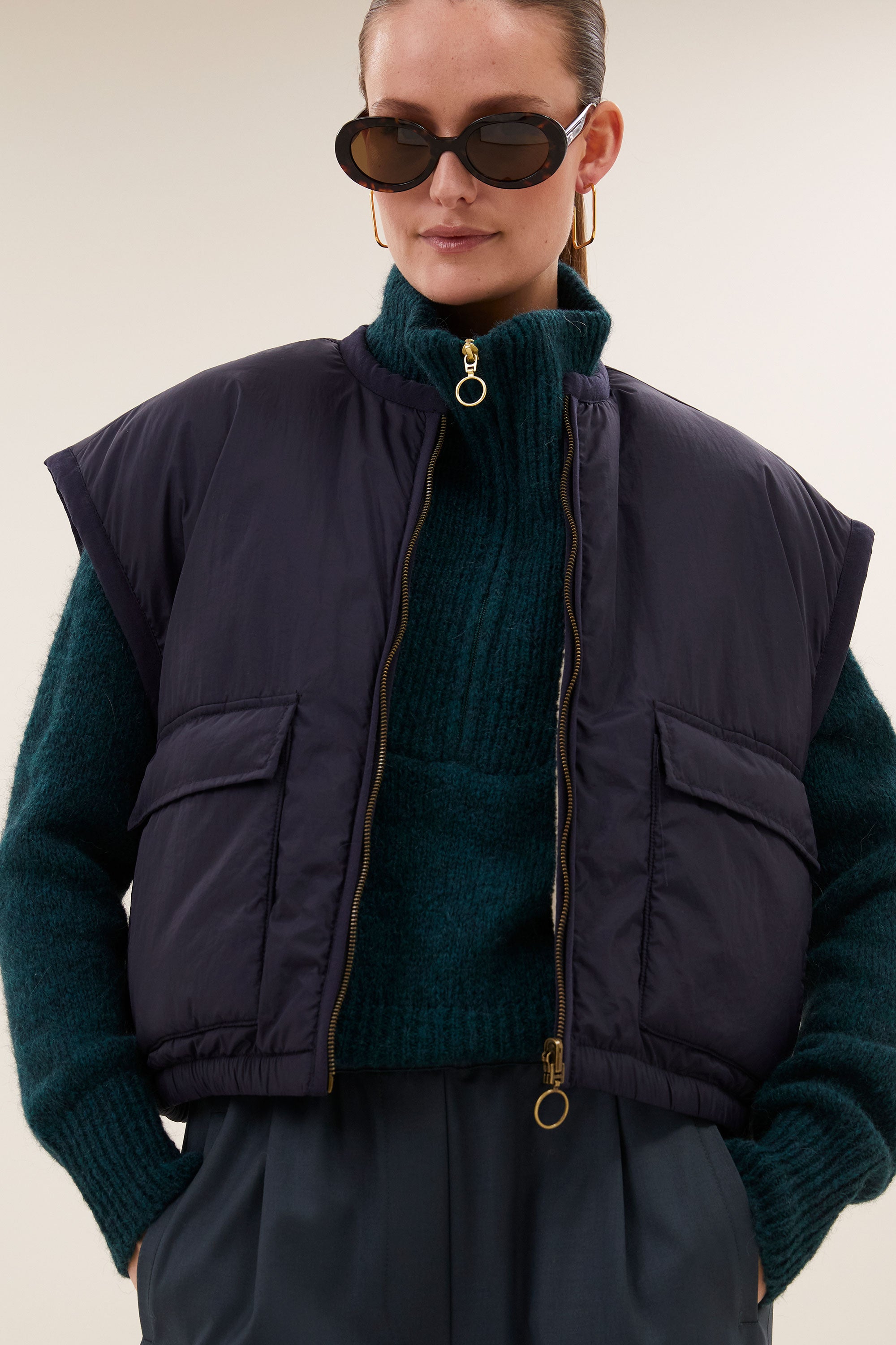 gio sleeveless jacket | midnight
