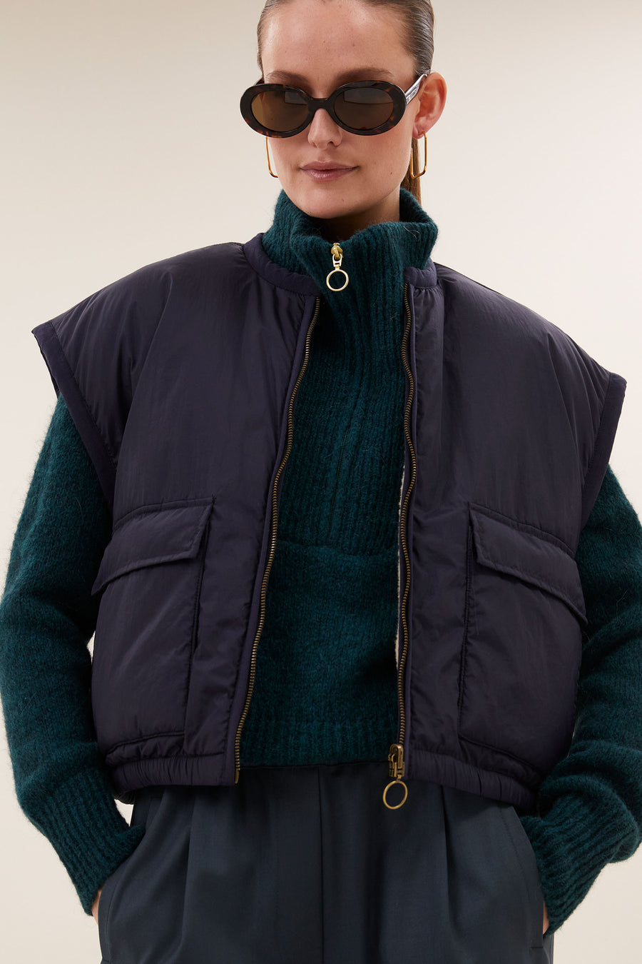 gio sleeveless jacket | midnight