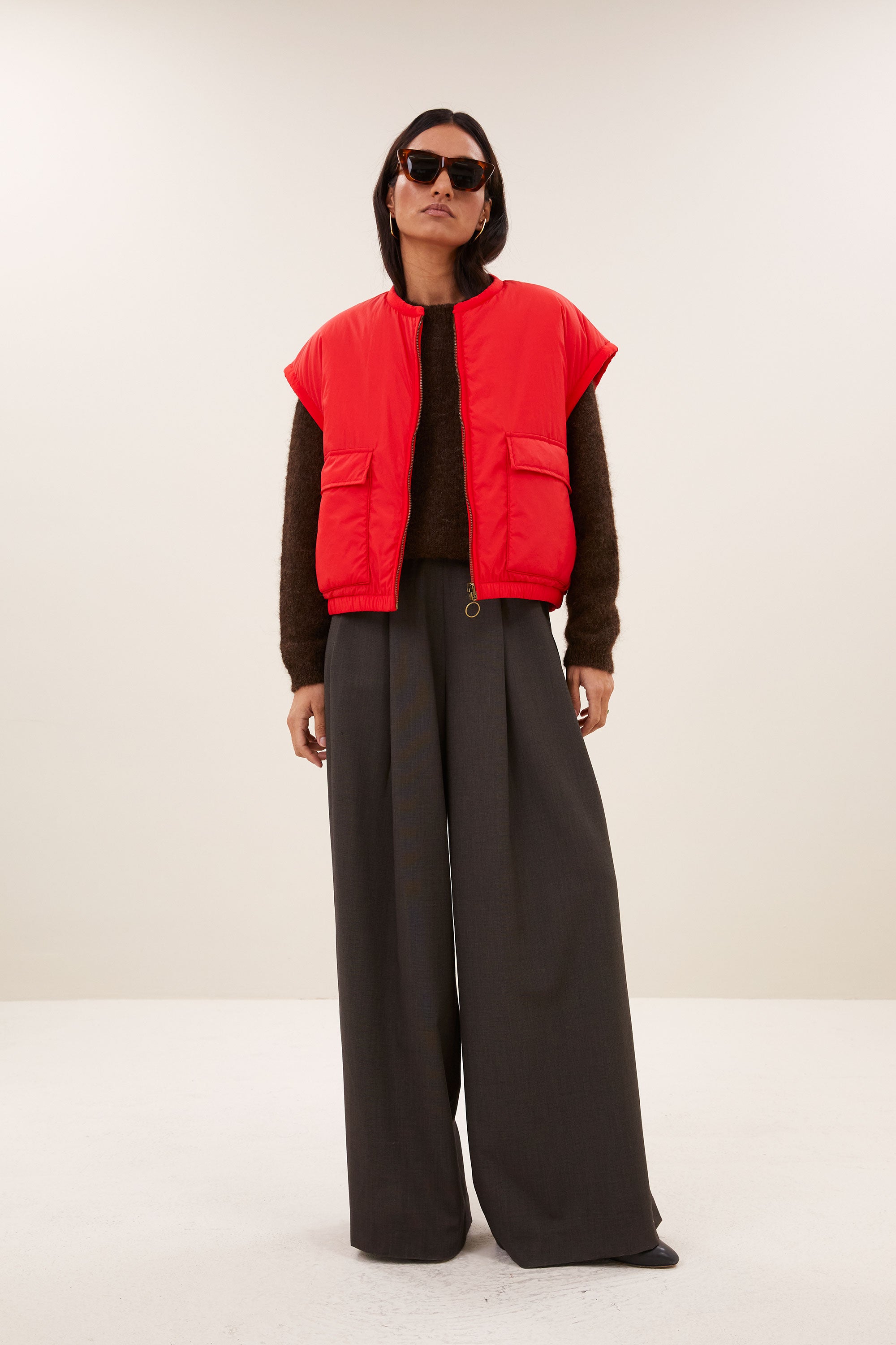 gio sleeveless jacket | poppy red