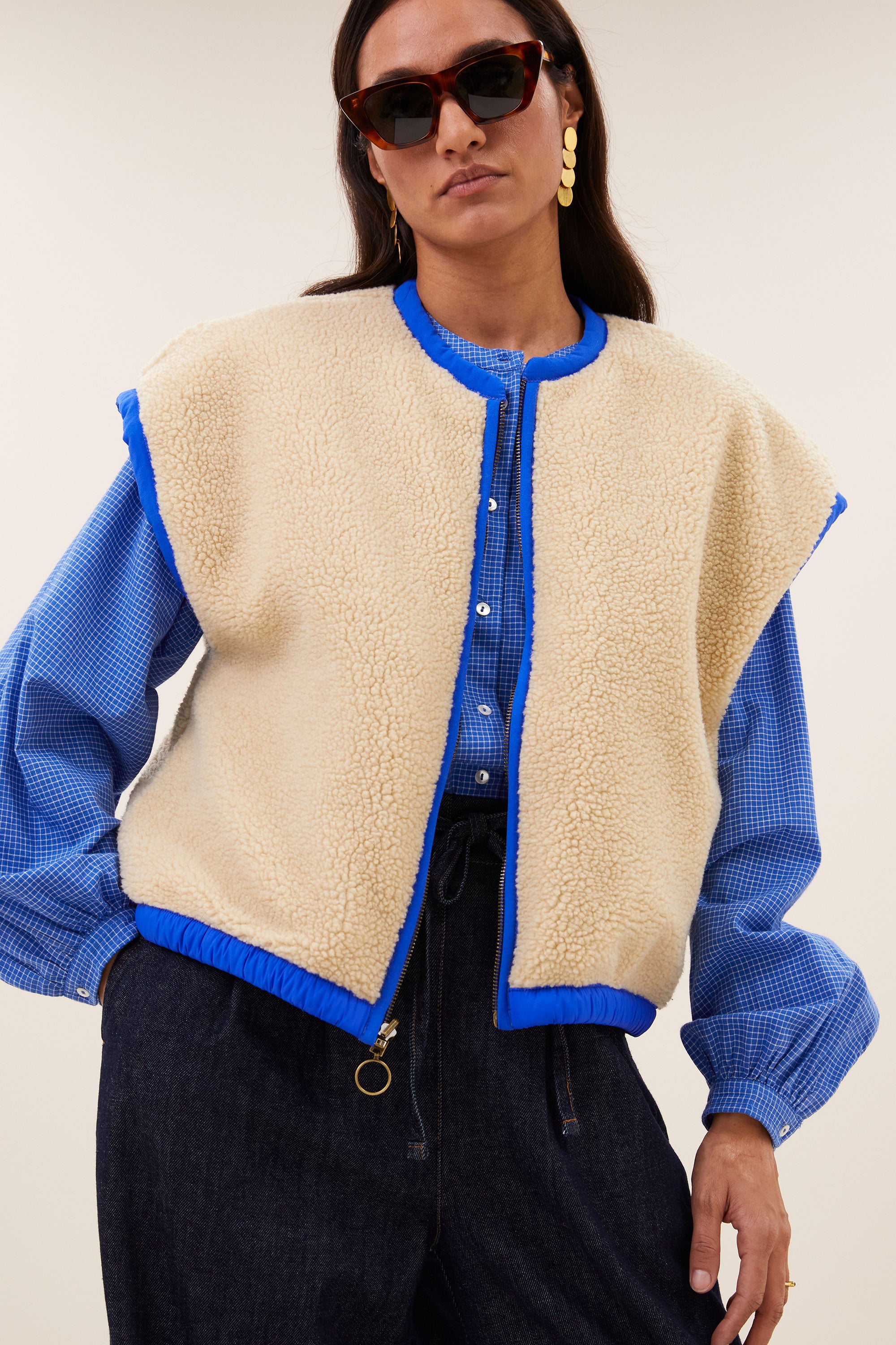 gio sleeveless jacket | kingsblue