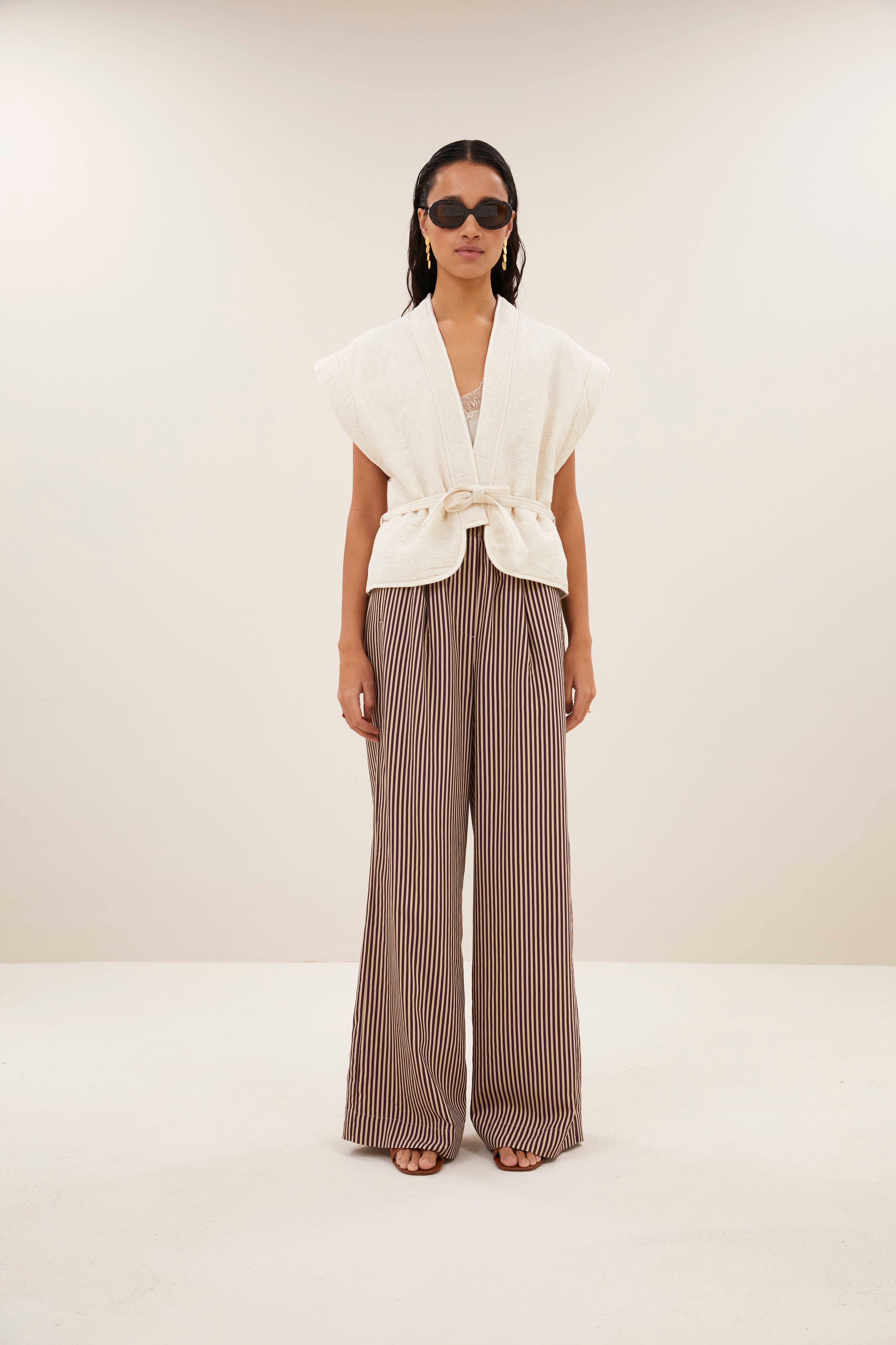 jacket-emilia jacket sand-by-bar-sfeerbeeld