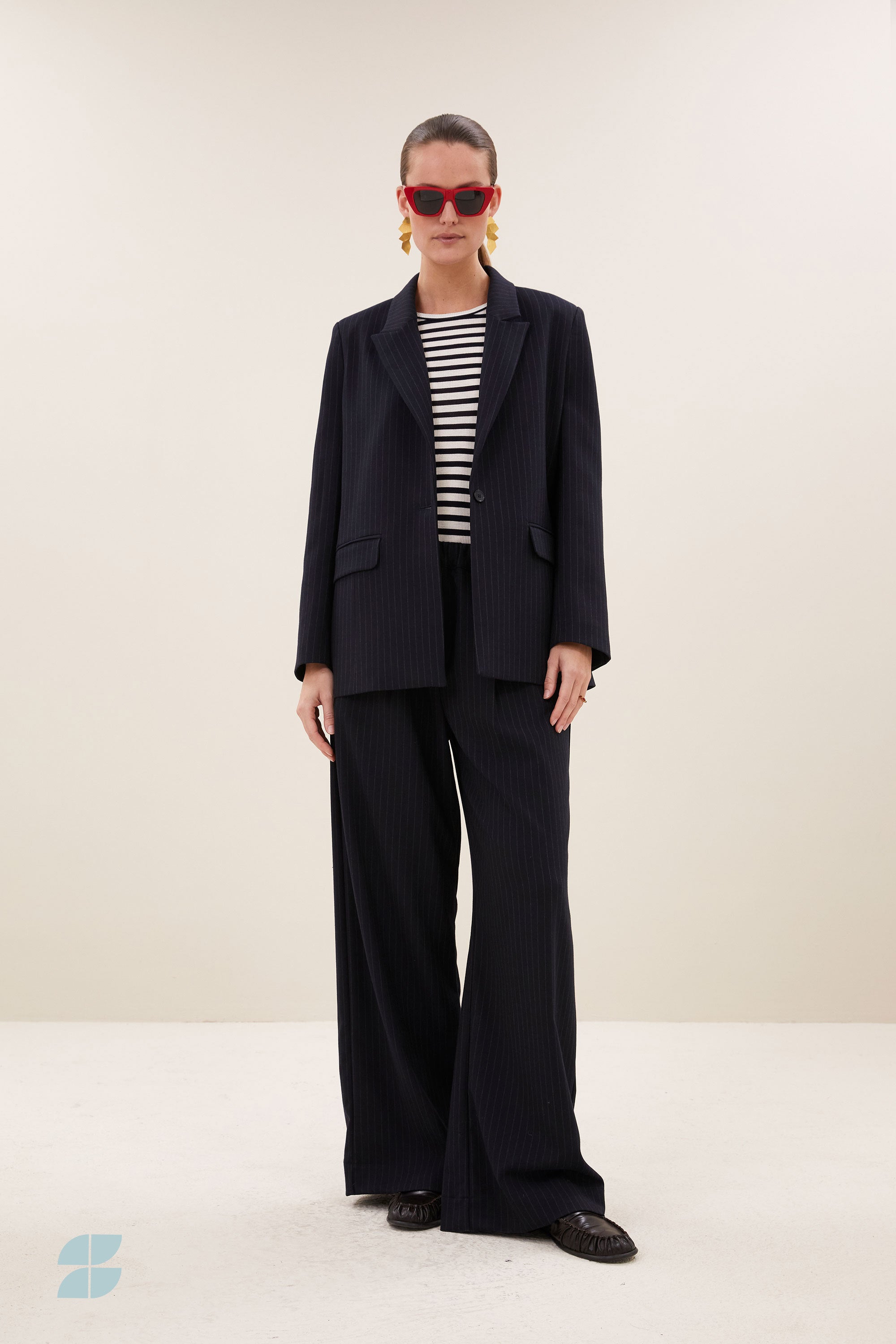 nes pinstripe blazer | midnight