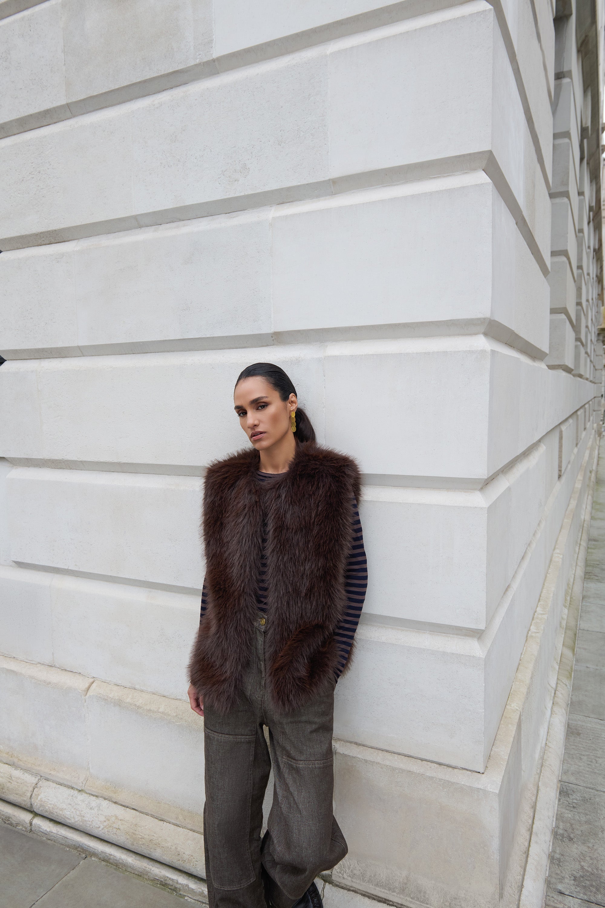 mona faux fur gilet | dark brown