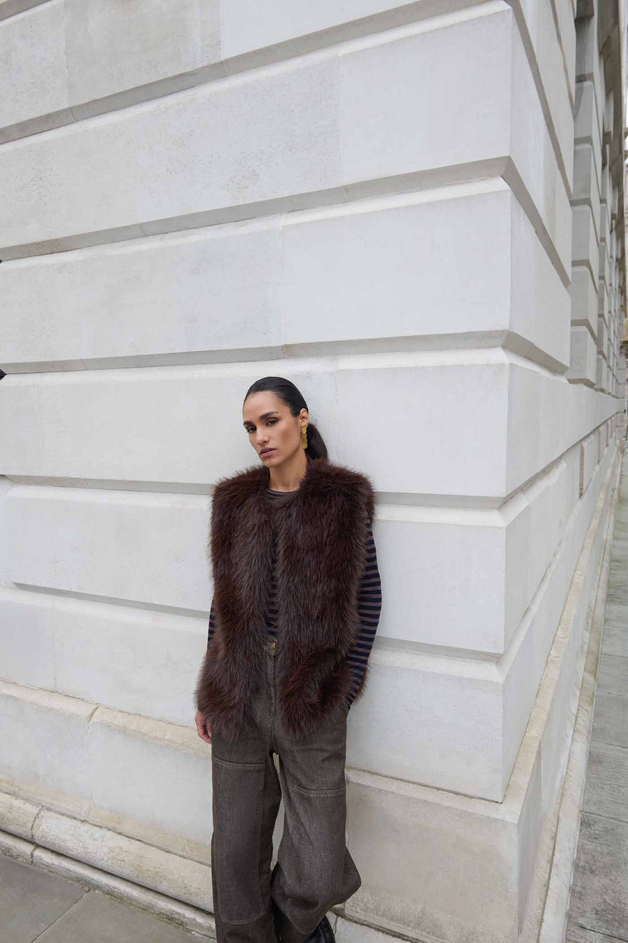 mona faux fur gilet | dark brown