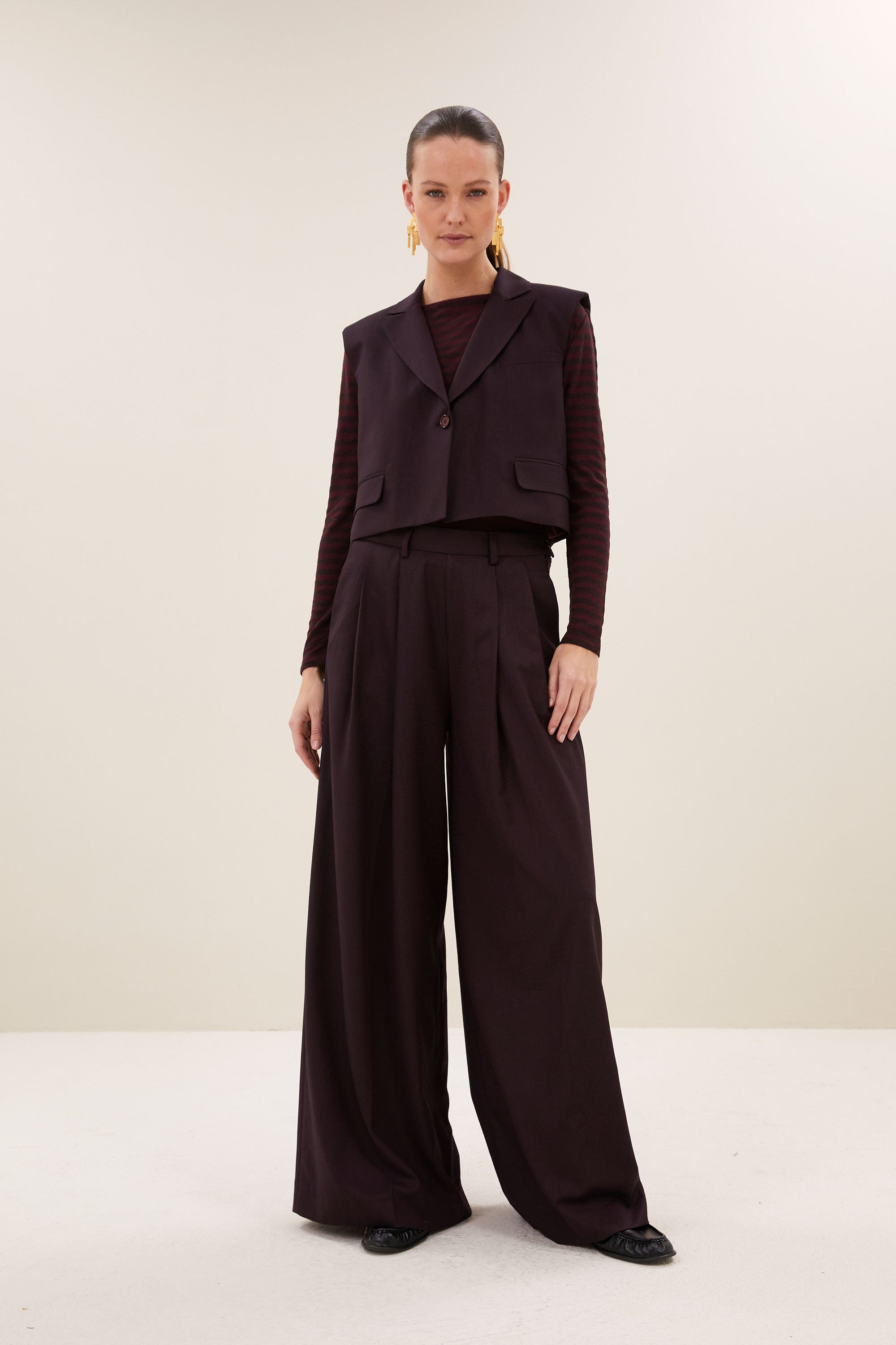 bobi gilet | dark wine