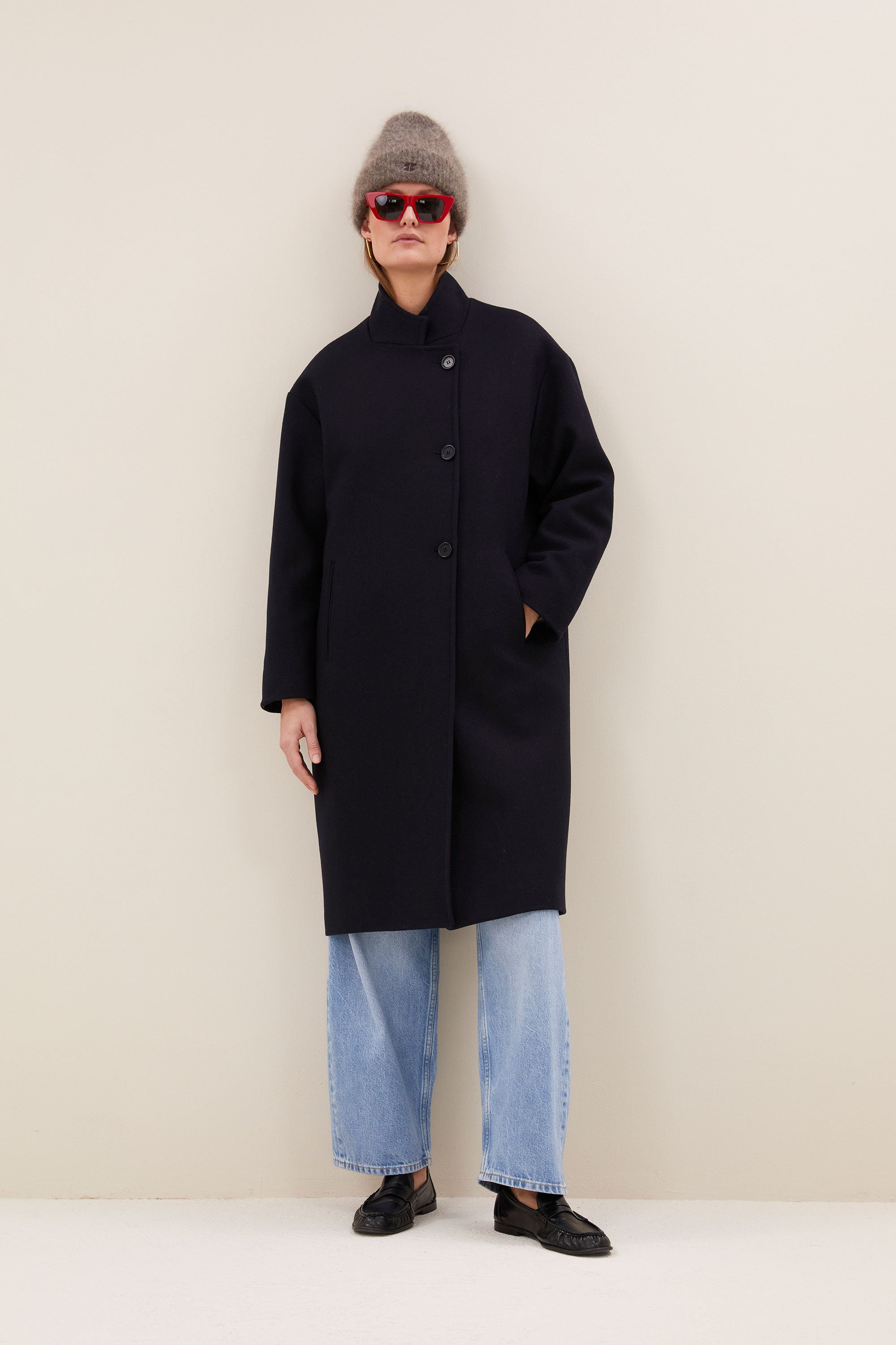 macy-wool-coat-midnight-all-time classic-knoopsluiting-opstaande kraag-by-bar-extra